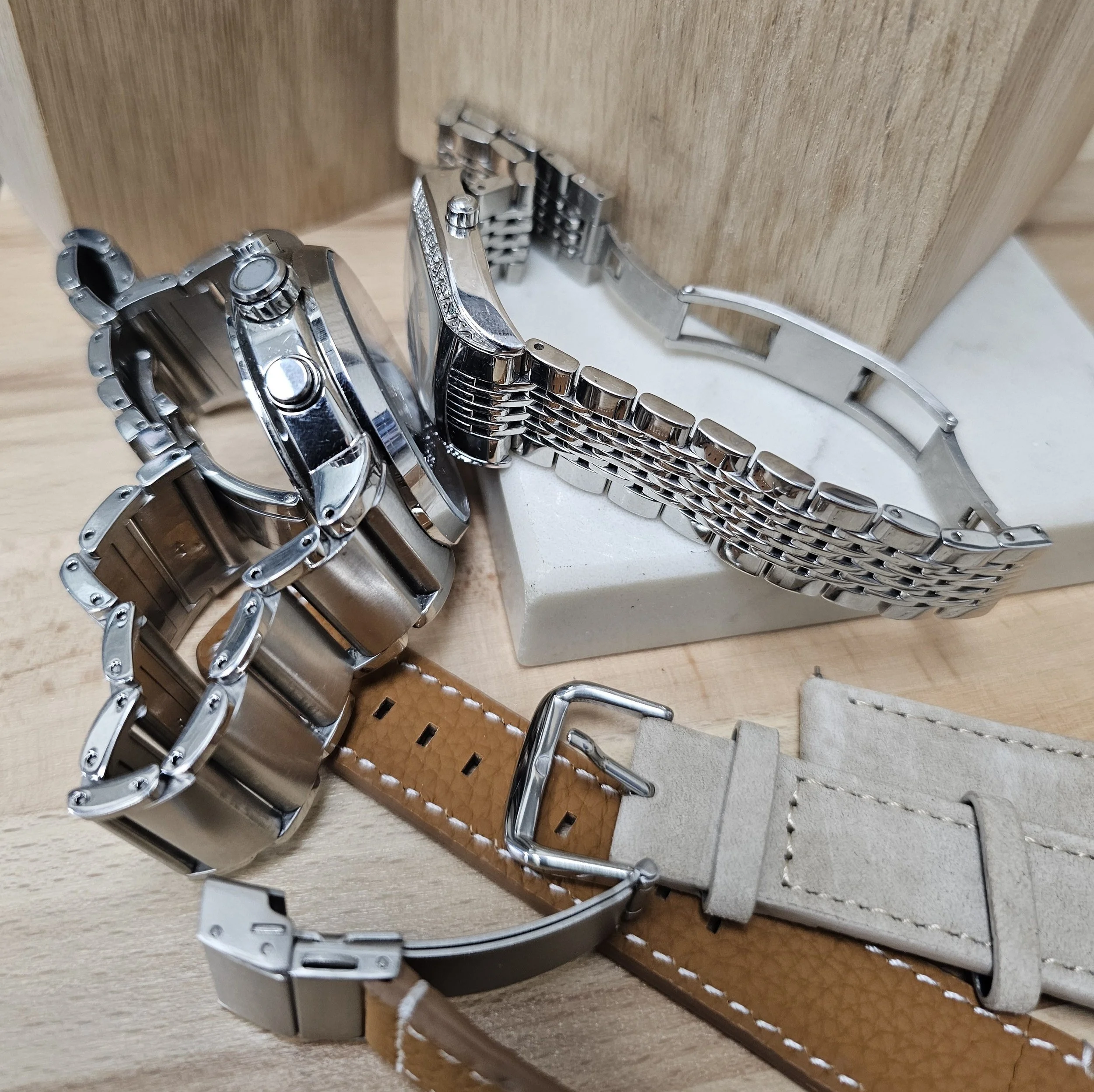 Watch Repairs-Watch battery & band replacement