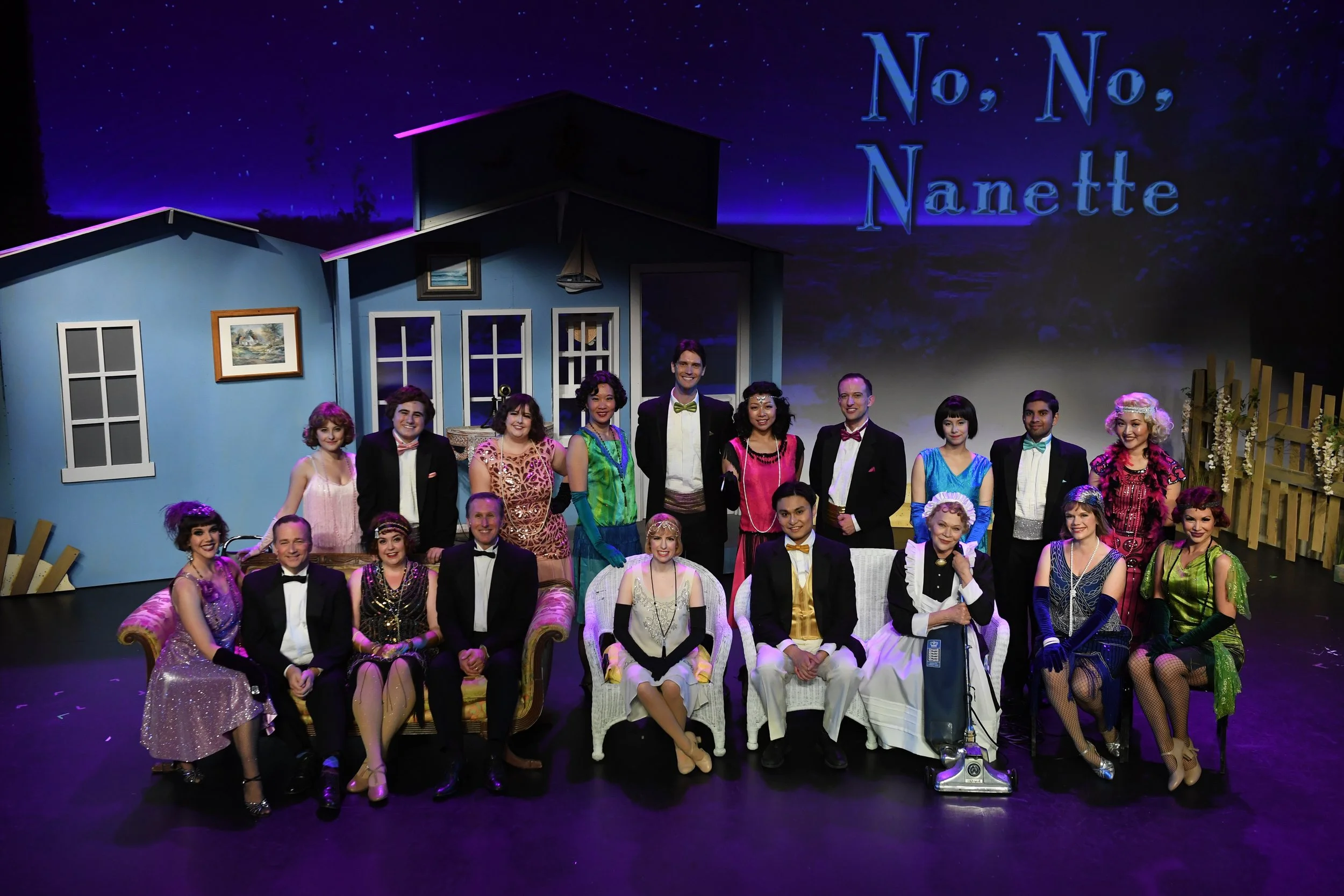 2846-cast photo4.JPG