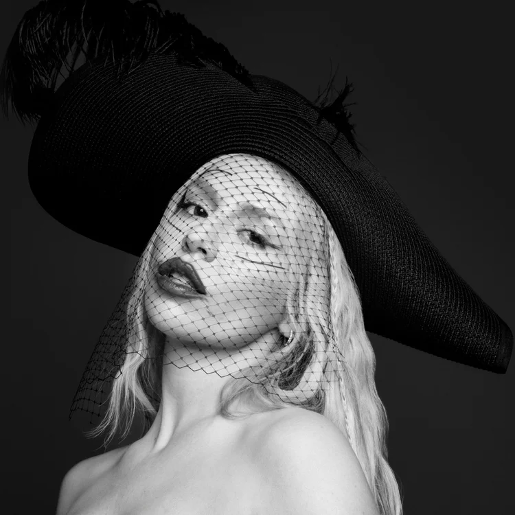 その他 ayamax Ava Max Official Website