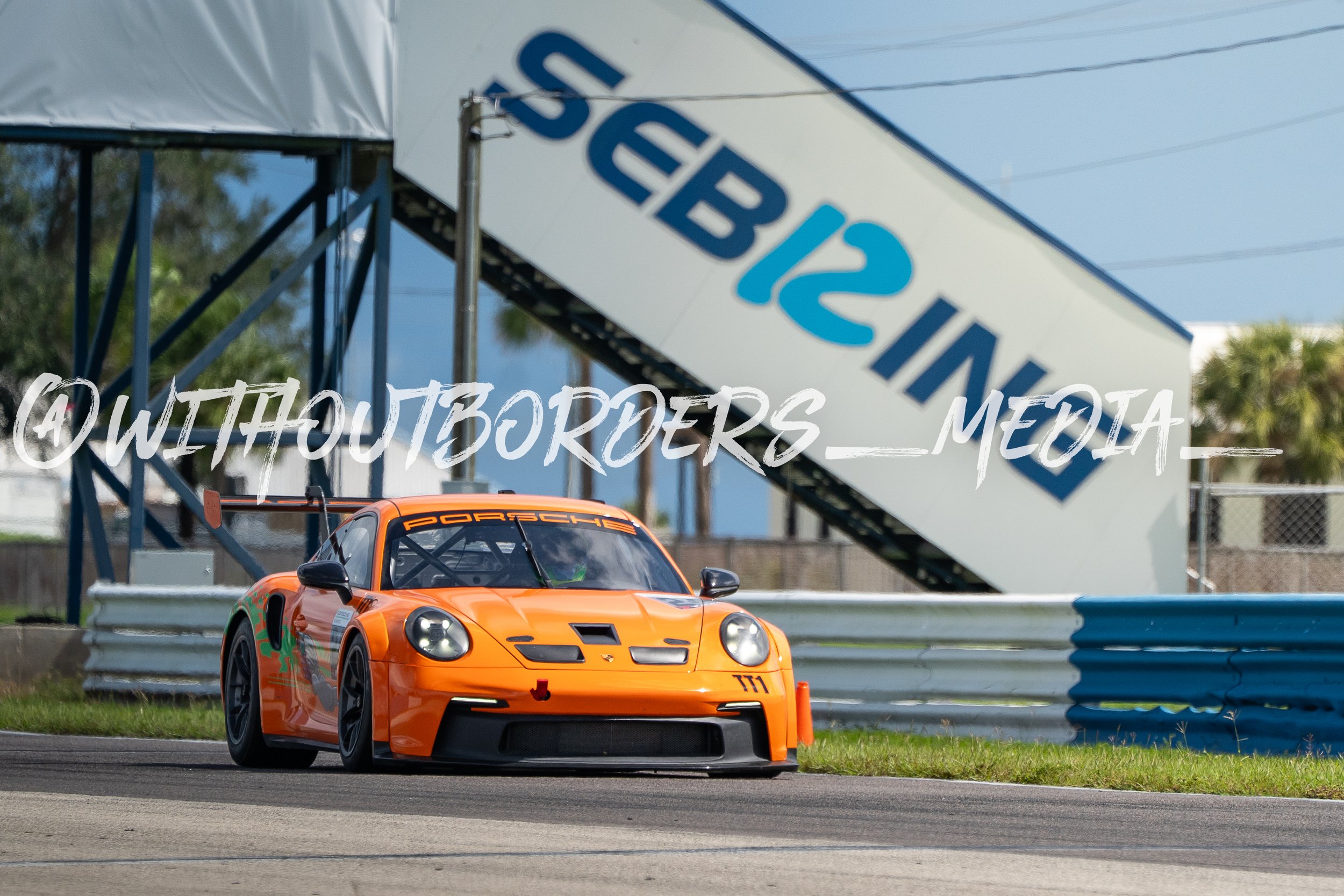 Porsche 24 - 6