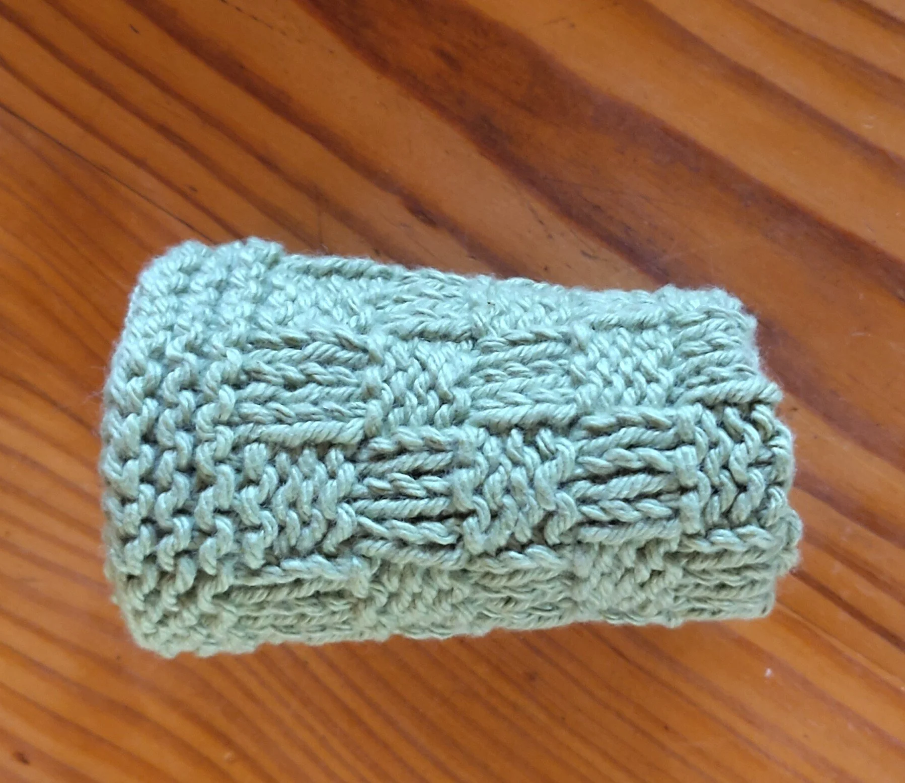2026 03 30 - Kitchen cloth - rolled - green.jpg