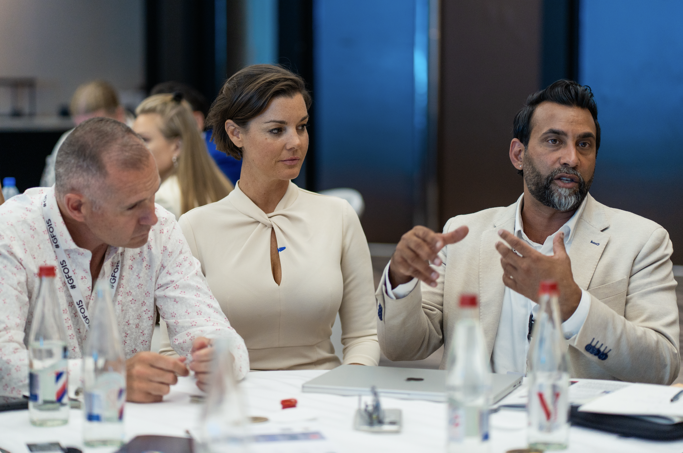 Katie Hilborn co-leading a conference workshop about deep future technology and engaging in discussion.