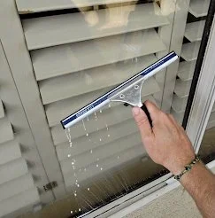 Exterior Window Cleaning - Litt Window Cleaning