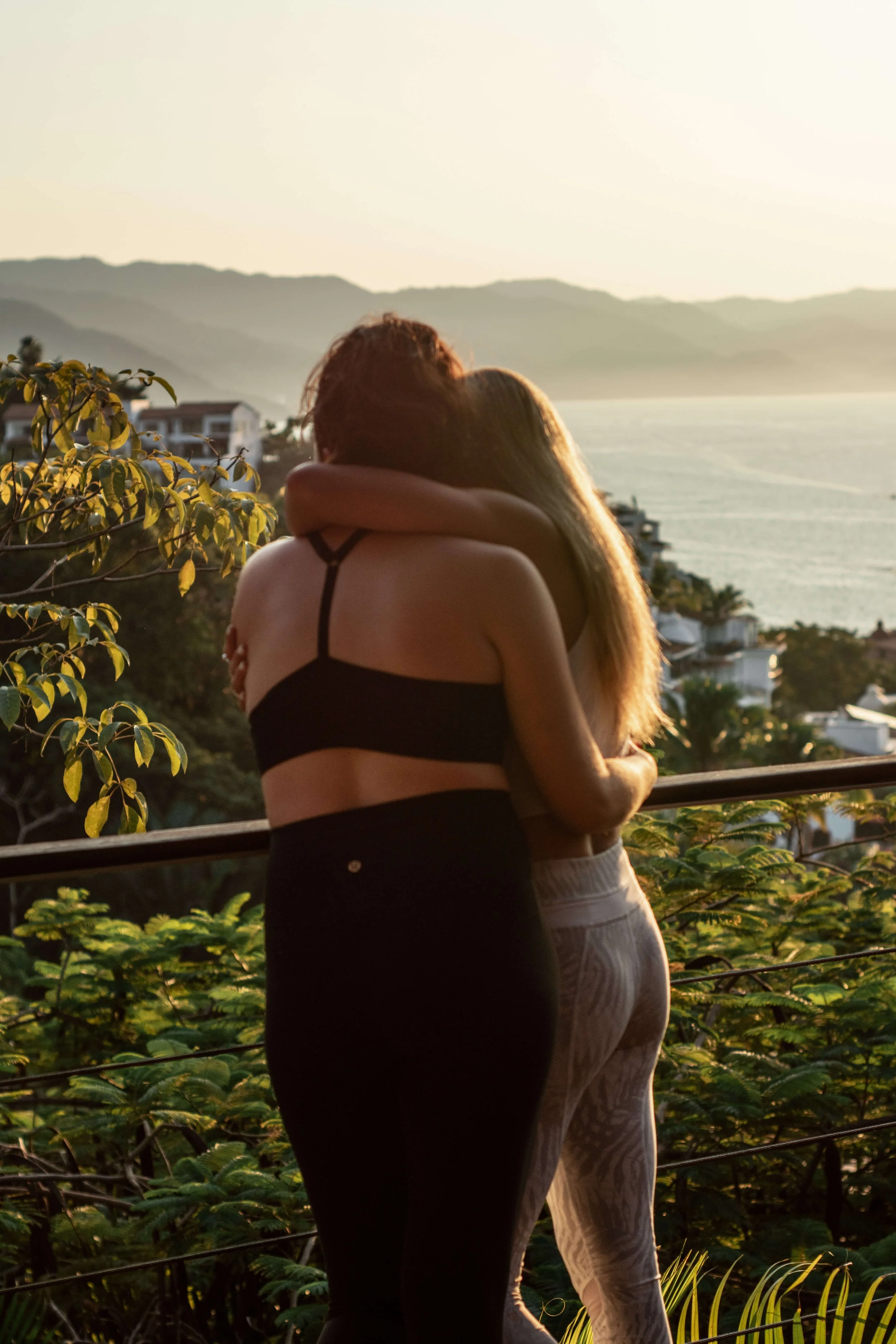 BEYOND 30 NOV - 4 DIC-74.jpg