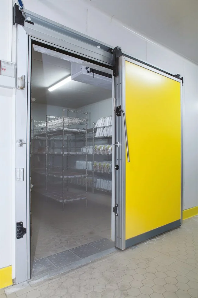 Industrial Sliding Cold Room Door for Meat Storage Facilities - Teknotes Group