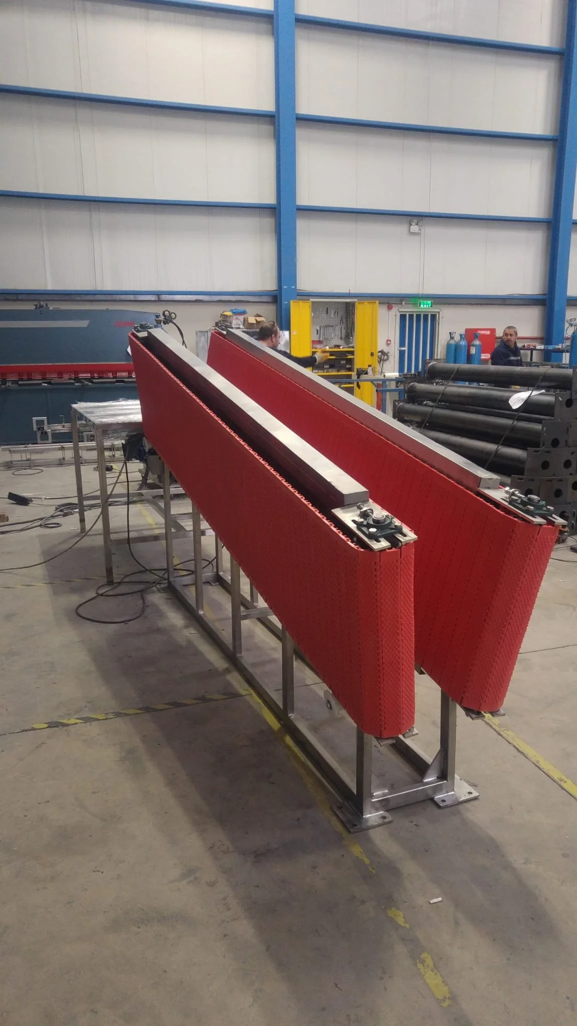 High-Capacity Sheep Fixing Unit for Halal Abattoirs - Teknotes Group