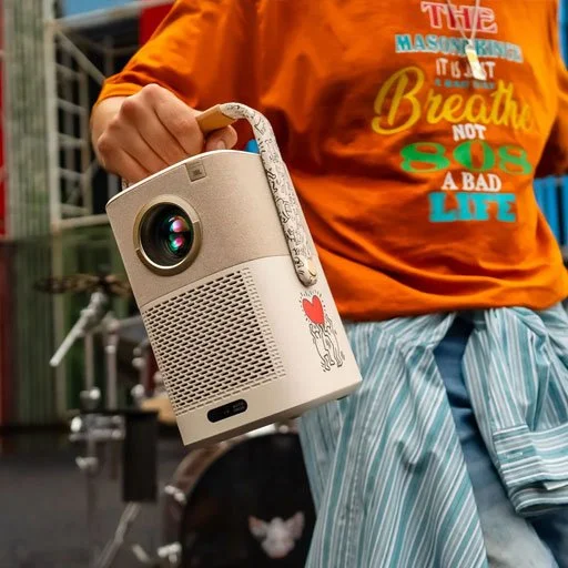 Yaber T2 Plus Keith Haring Special Edition Smart Projector Review