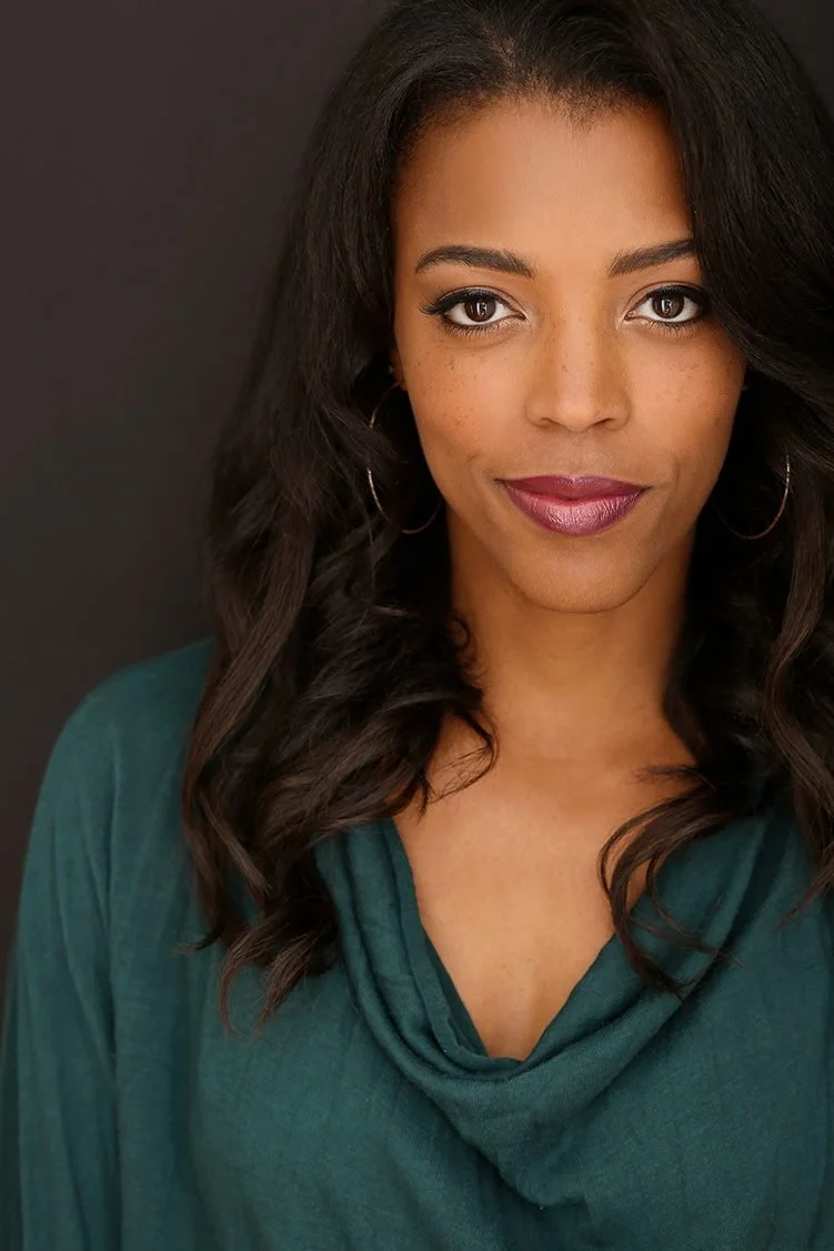 Samantha Farrow - Green Headshot 4.jpg