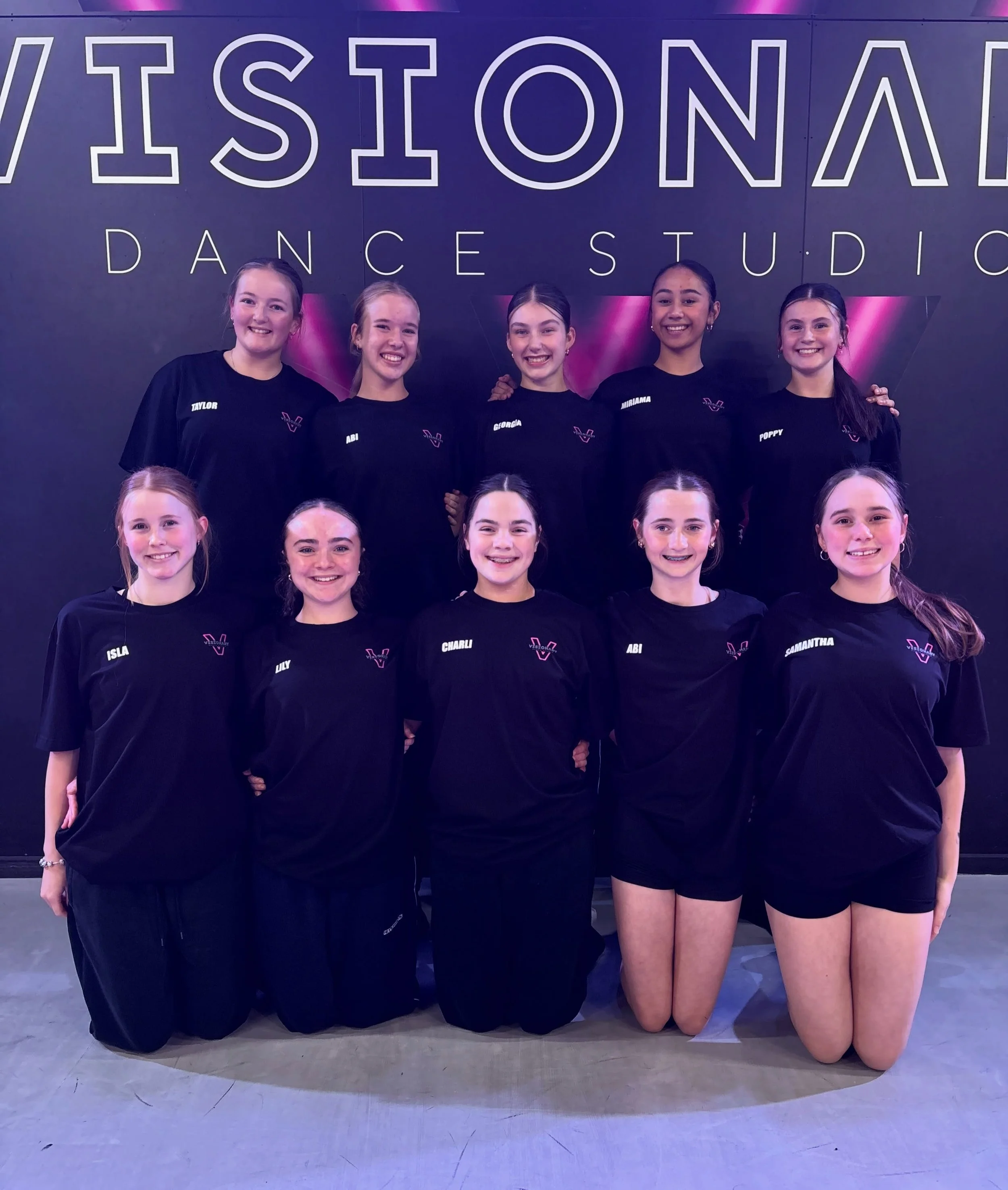 Student Teacher Spotlight ⭐️

So proud of these QUEENS and their dedication to student teaching this year. Through our incredible program led by @movesbyalex_, they&rsquo;ve been learning the ins and outs of dance teaching and leadership. 

👑 Lesson