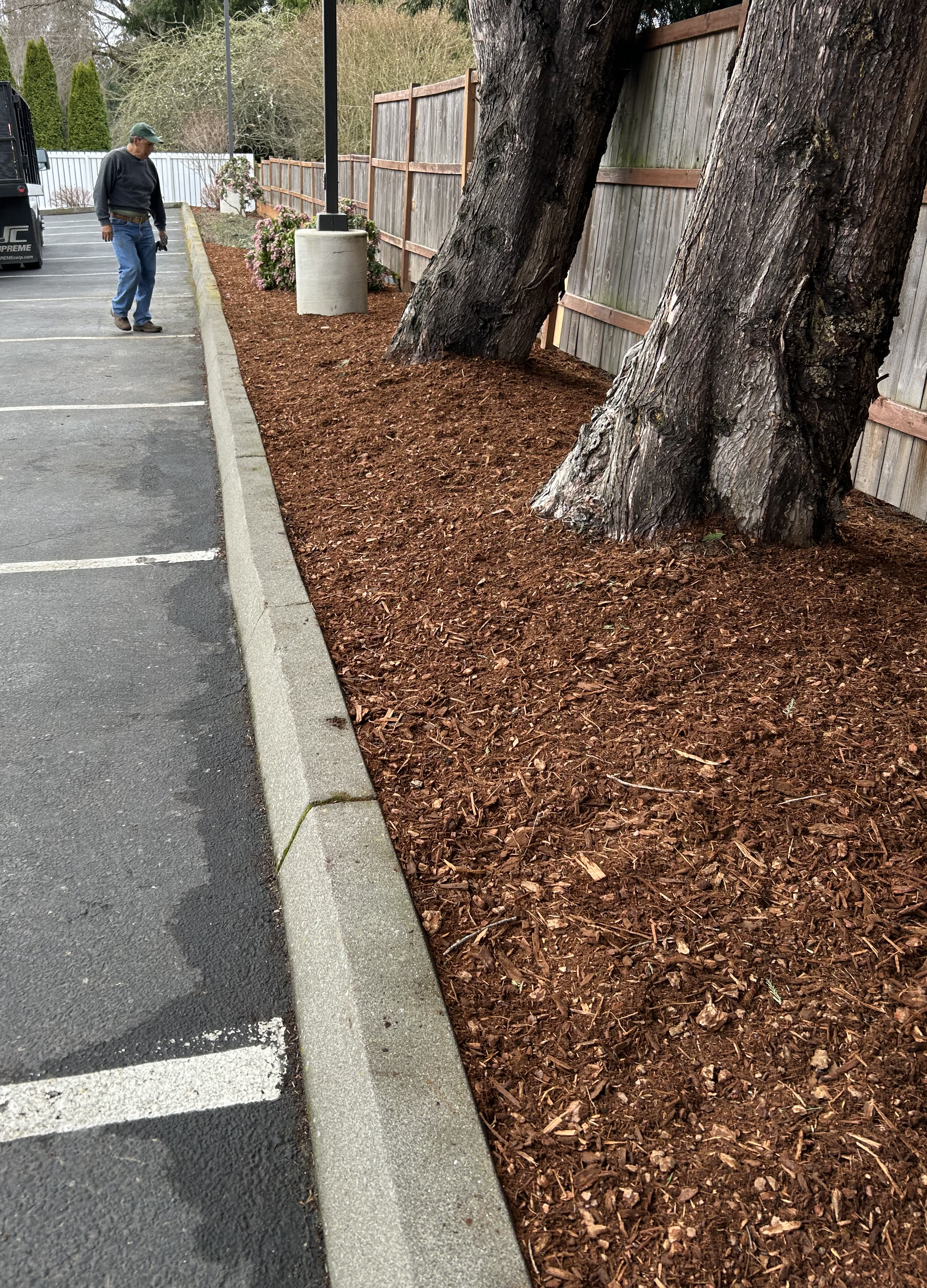 MULCH & ROCK INSTILATION