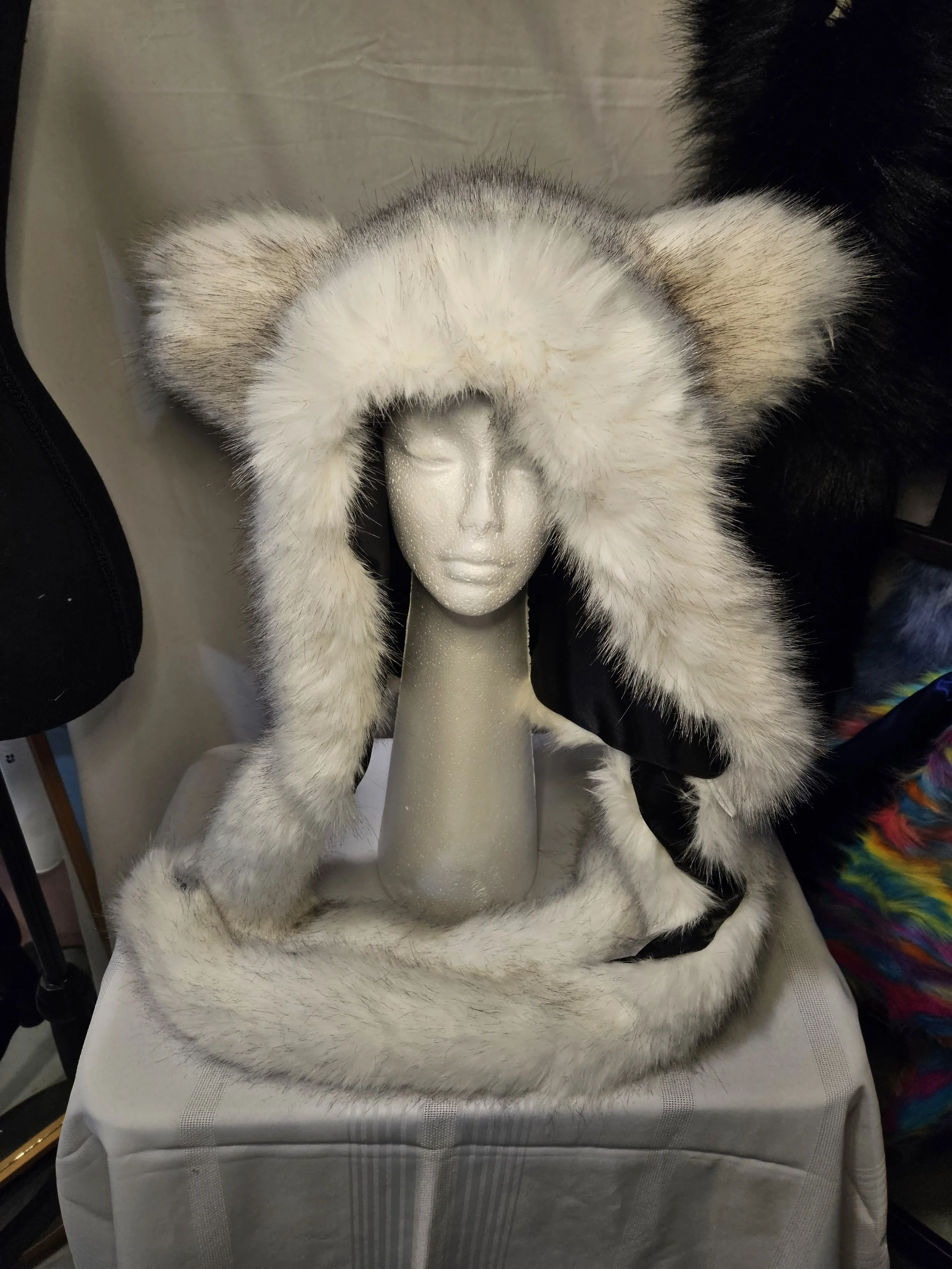 Arctic Fox/White Wolf Faux Fur - Peaked