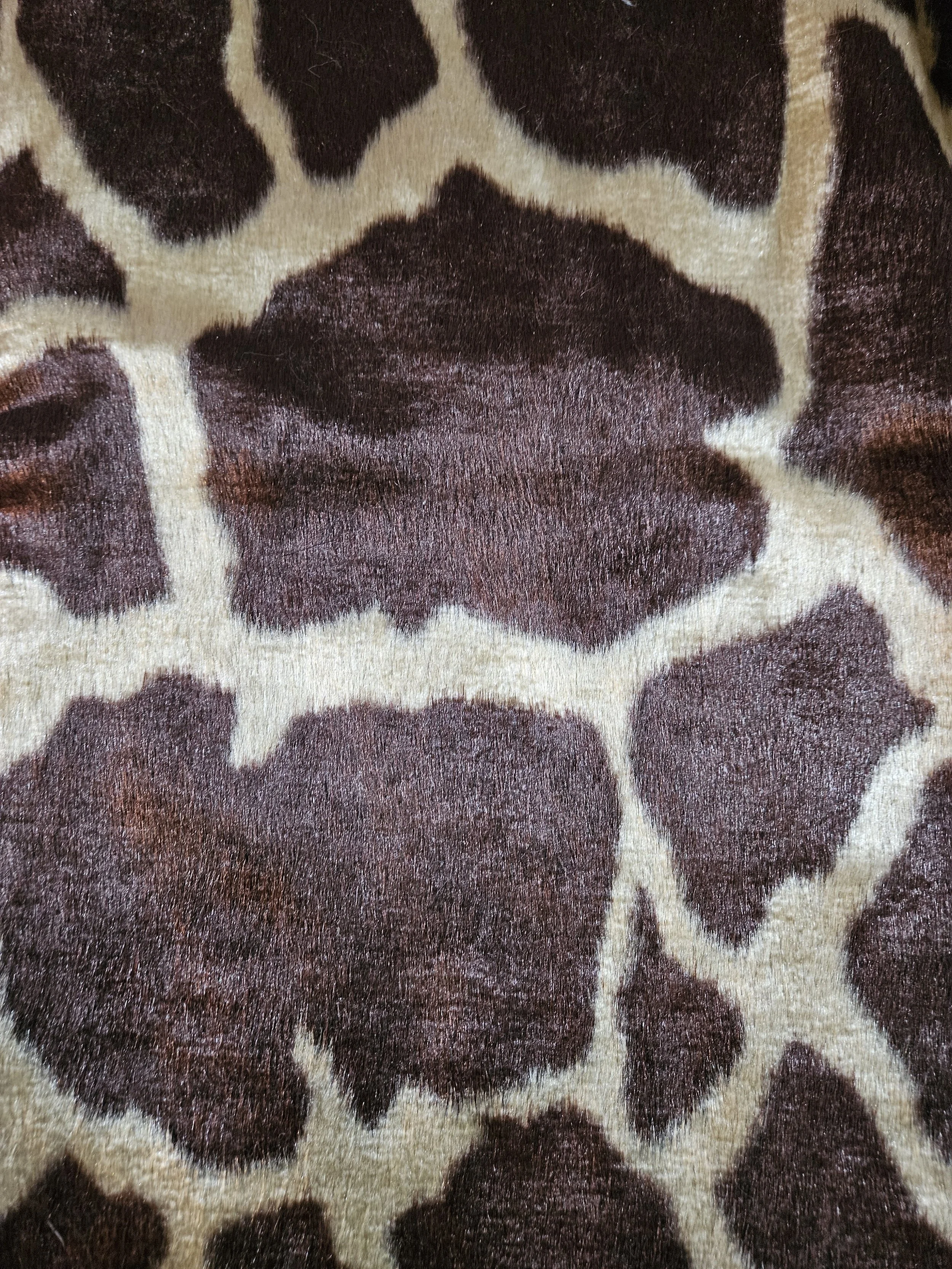 Giraffe Velvet Faux Fur