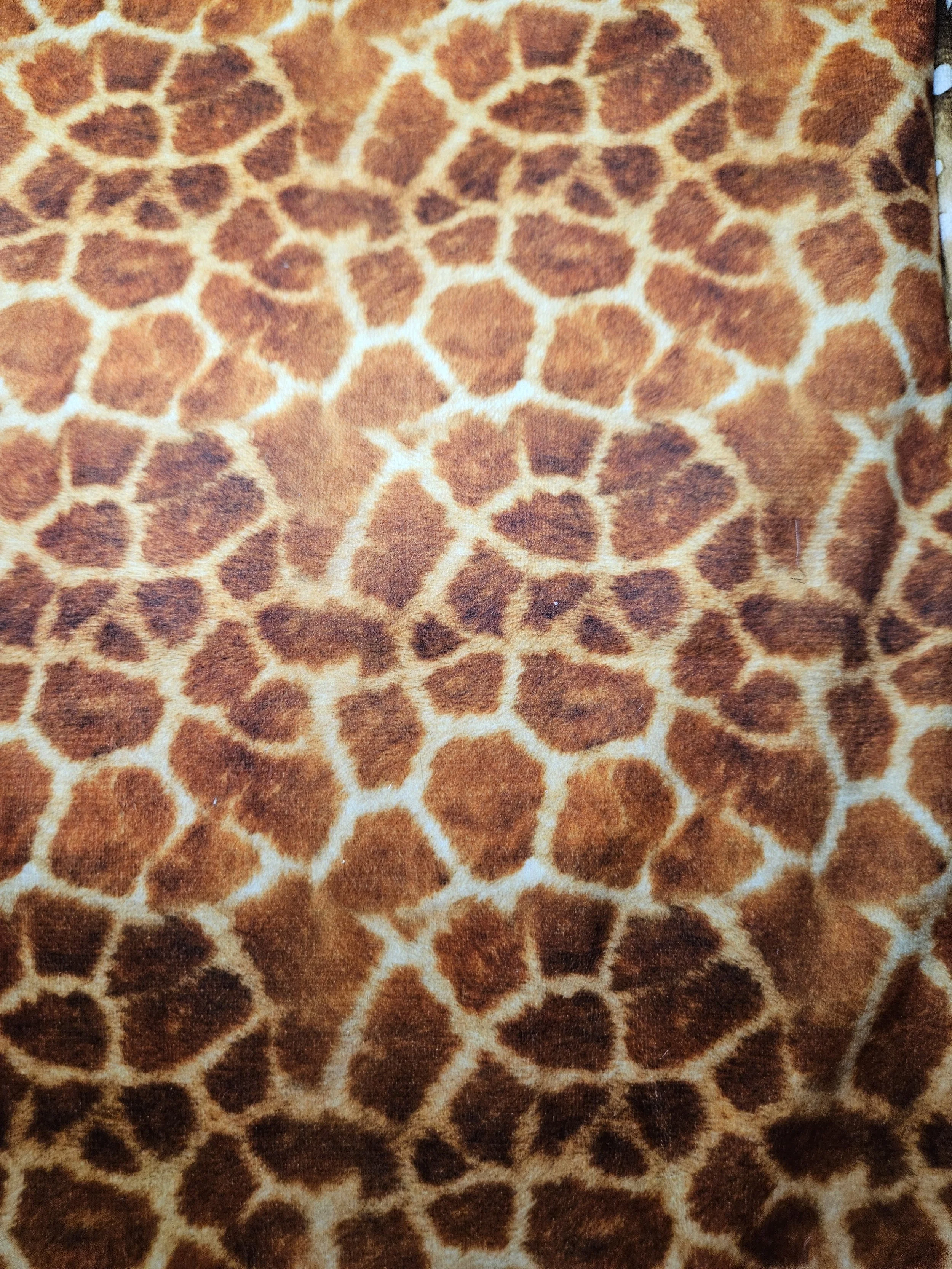 Brown/Tan Giraffe Plush Print - Small Pieces