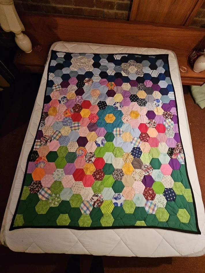 Hexagon Quilt - Throw Blanket Size