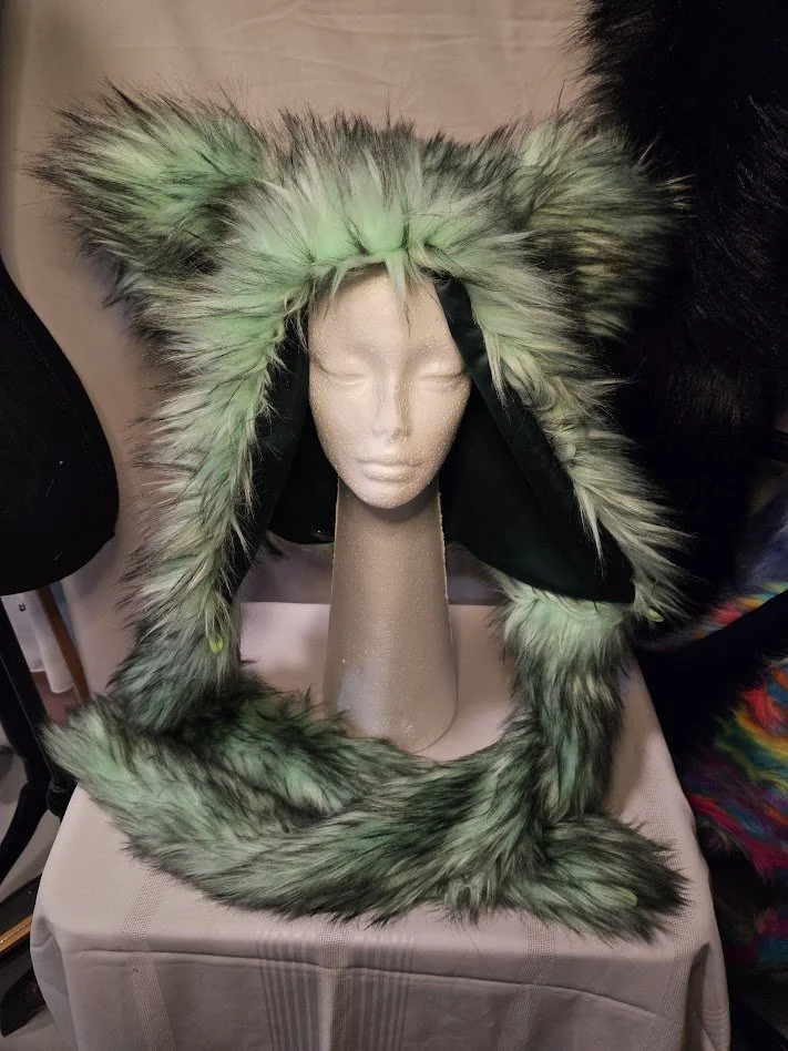 Luxury Green Thick Faux Fur Kitty with Green Liner - Peaked