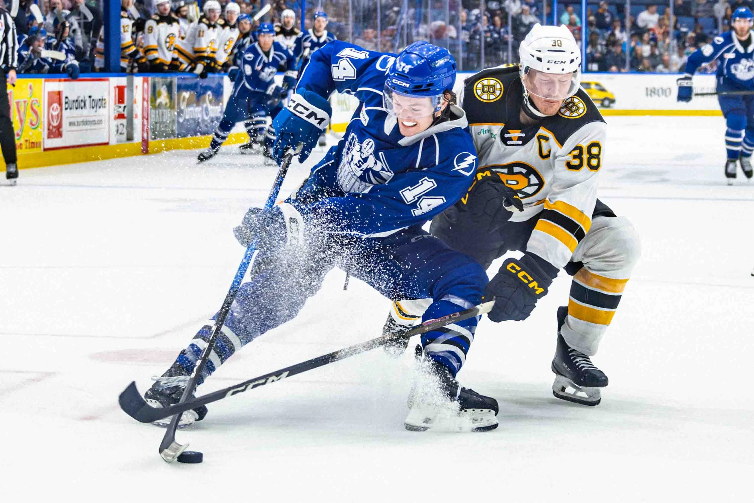 IW_CrunchvsBruins_11.jpg