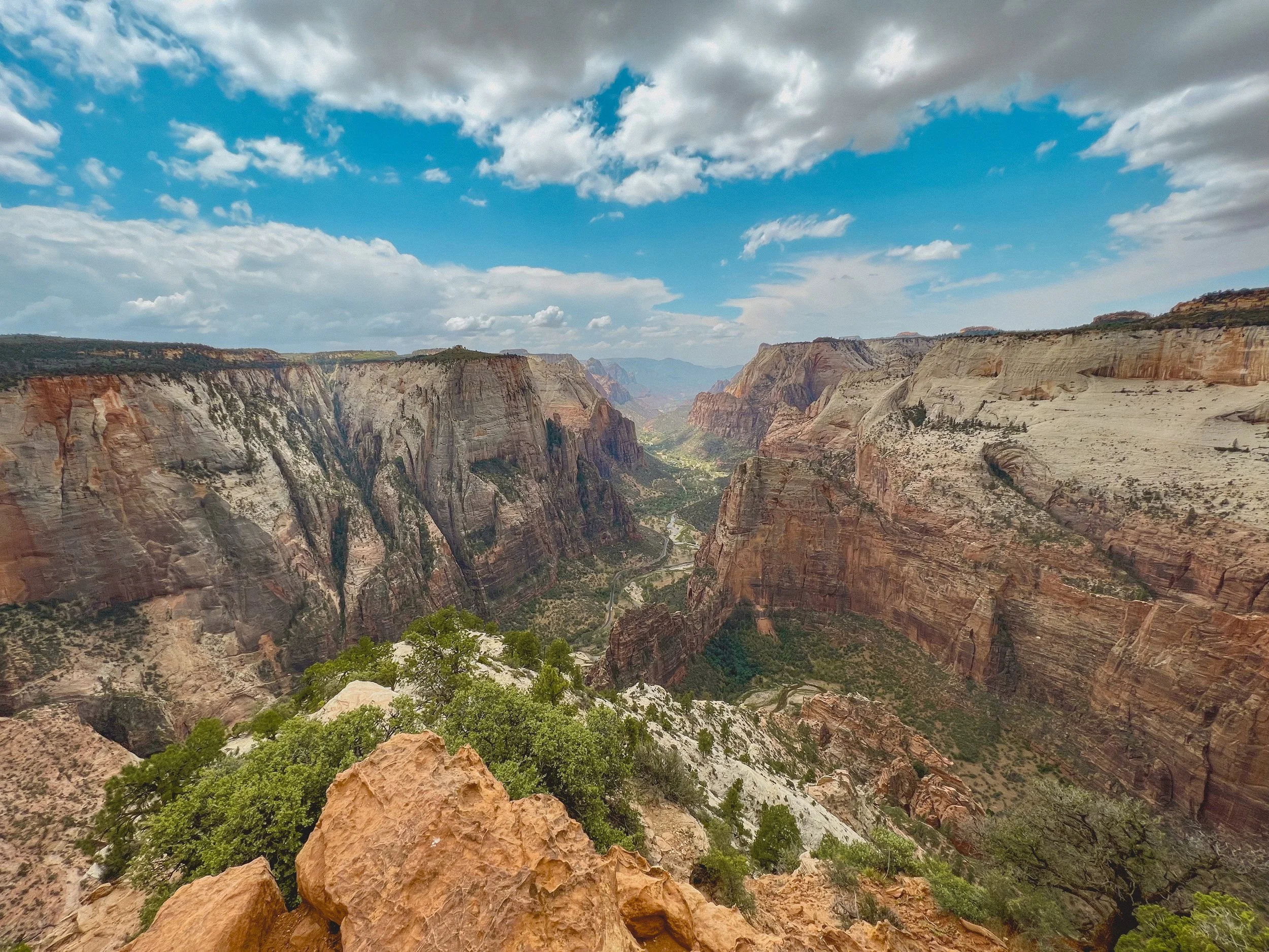 Viewpoint overlooking Angel's Landing in Zion National Park