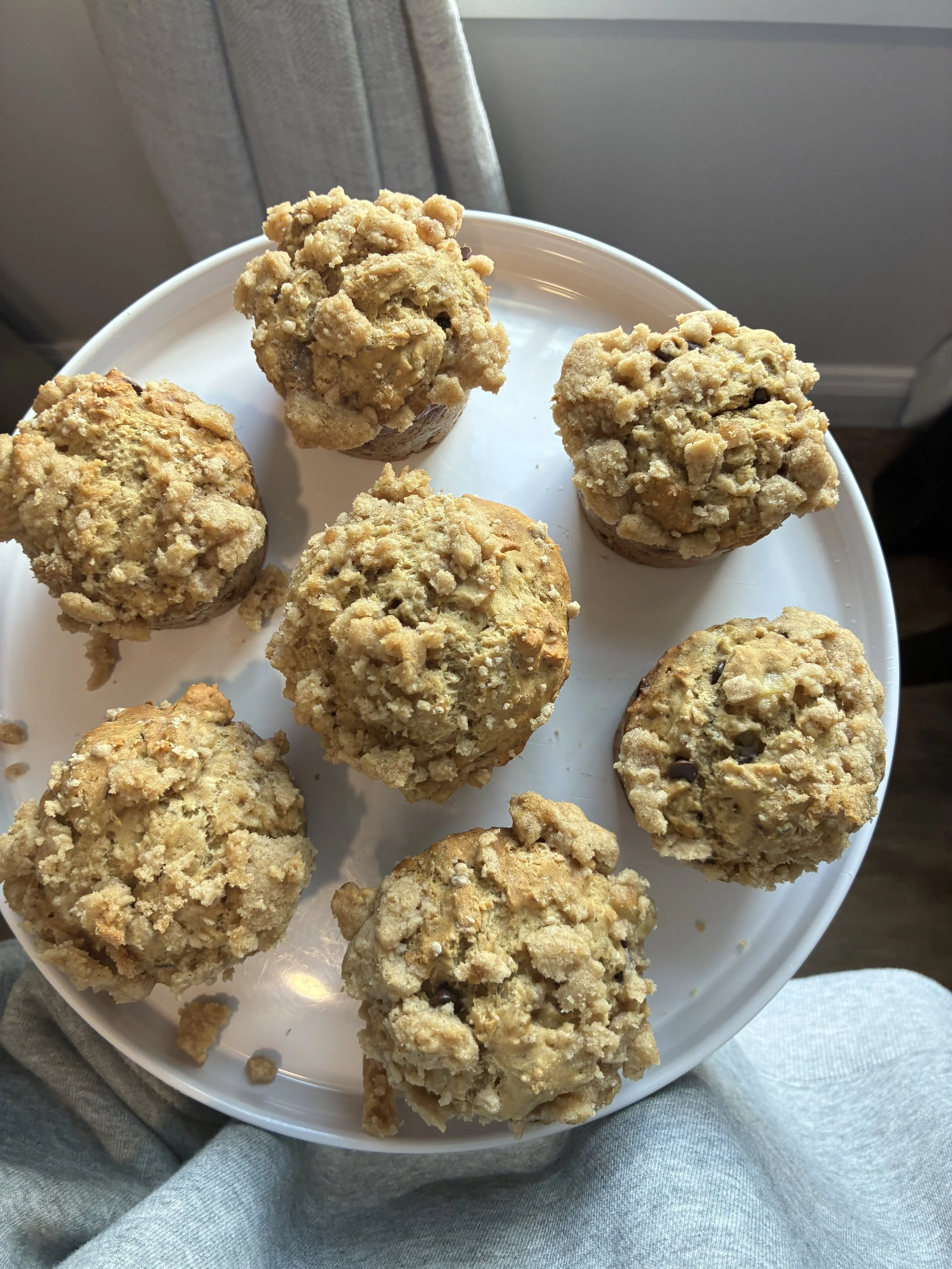 Banana Bread Muffins with Streusel Topping 