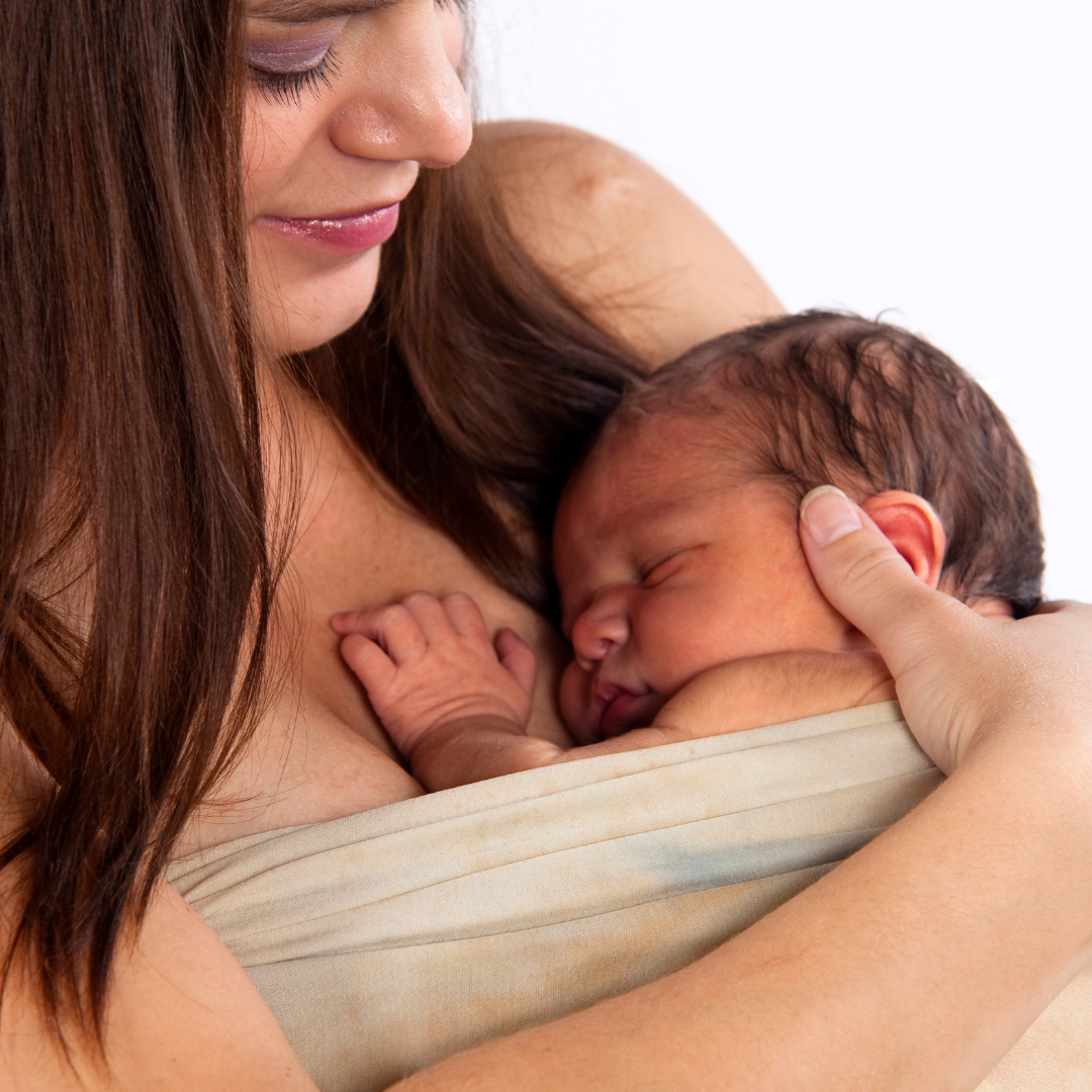 Benefits of Contact Napping a Newborn 