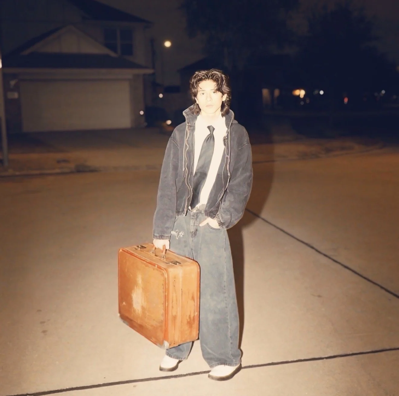 The “Overthoughts” of Tex-Mex Indie Pop artist, David Reyna