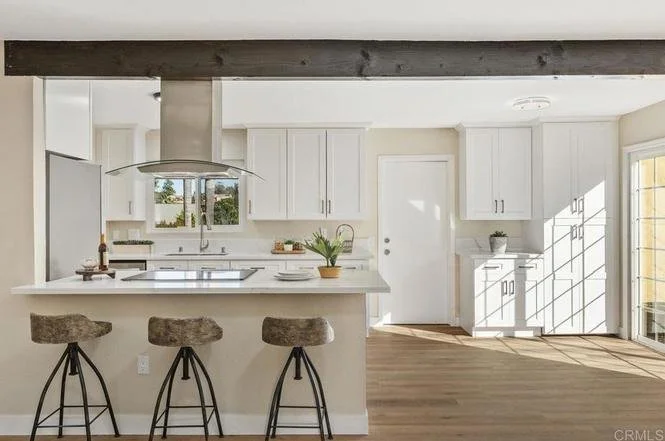 kitchen 2 (2).jpg
