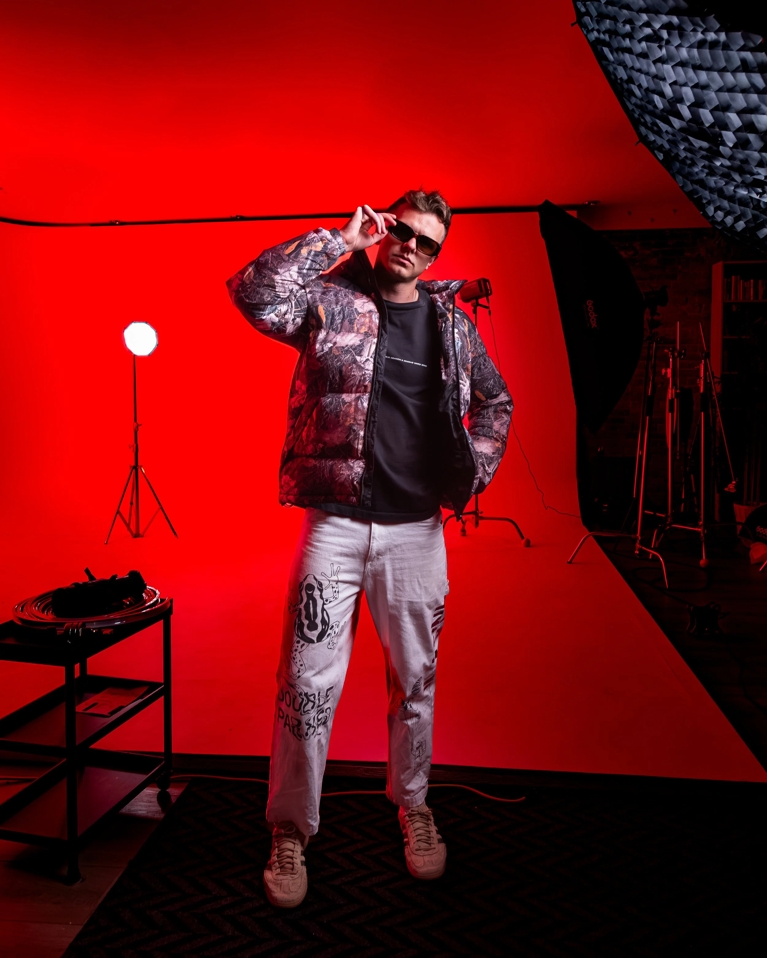 OLLY WATT - EPK