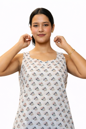 blue+sleeveless+tops.png