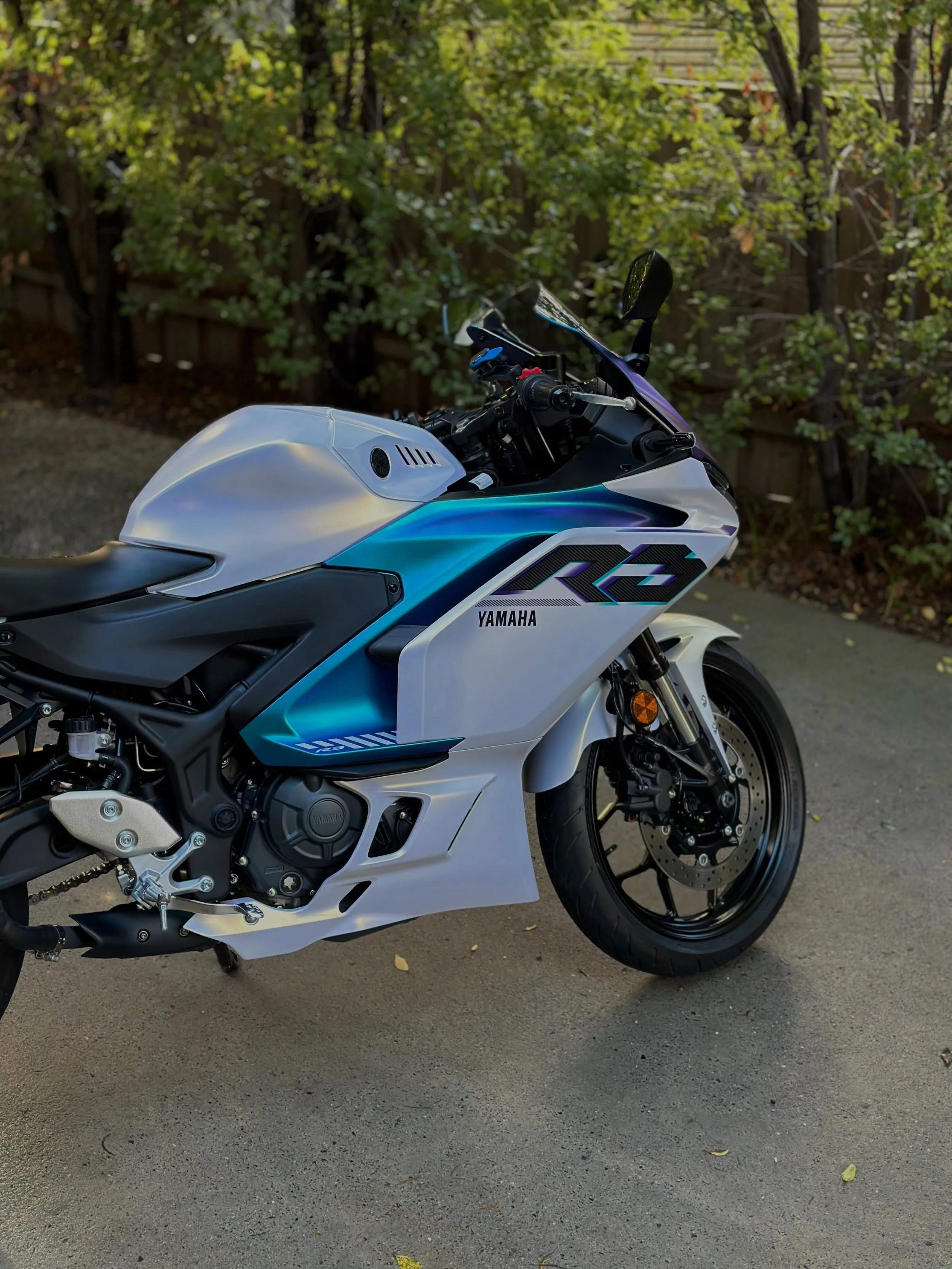 Matte finishes look incredible when new, but over time they can fade and lose their depth from UV exposure and regular washing.

This 2025 Yamaha R3 has now been professionally ceramic coated, locking in that factory finish and protecting it for 9+ y