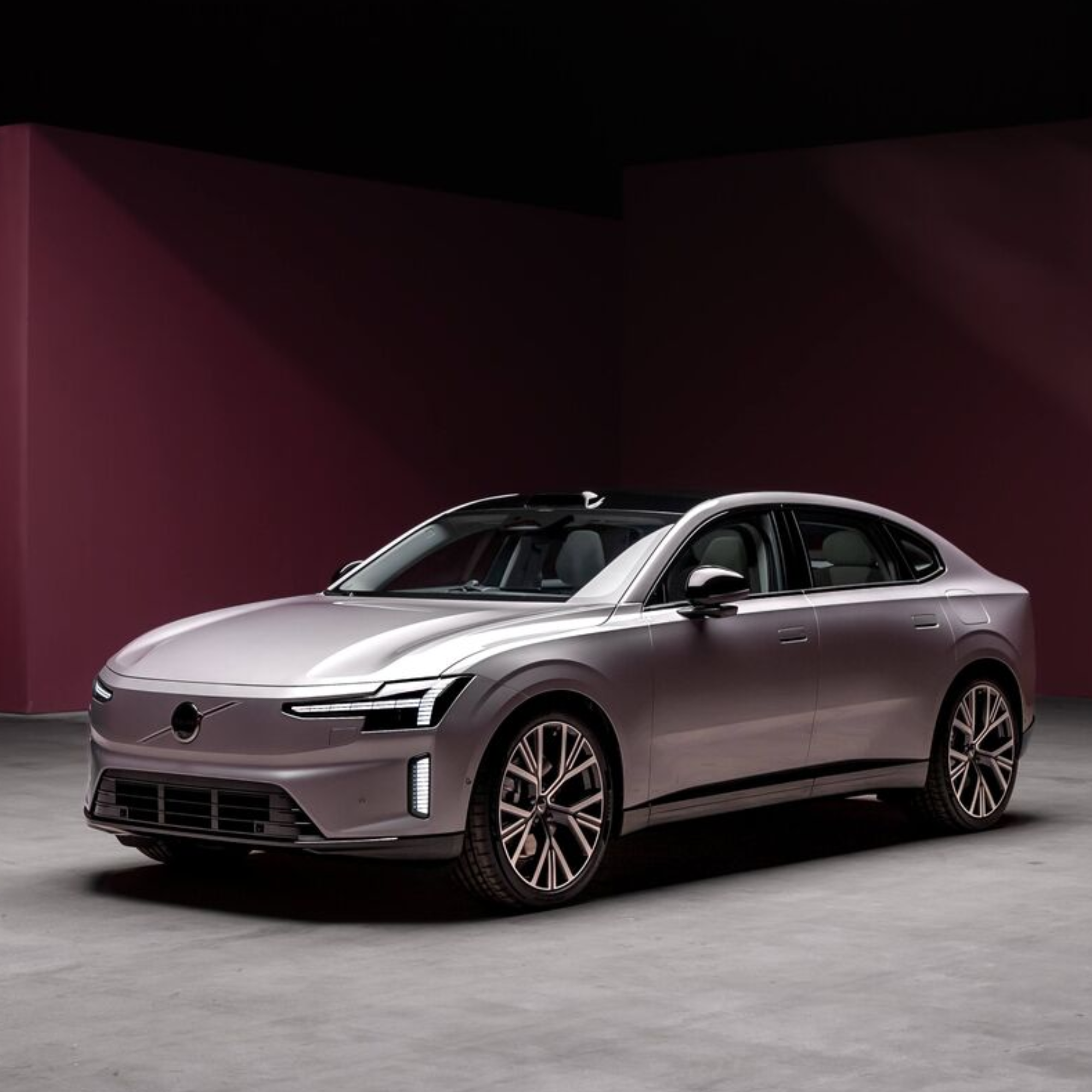 VOLVO ES90