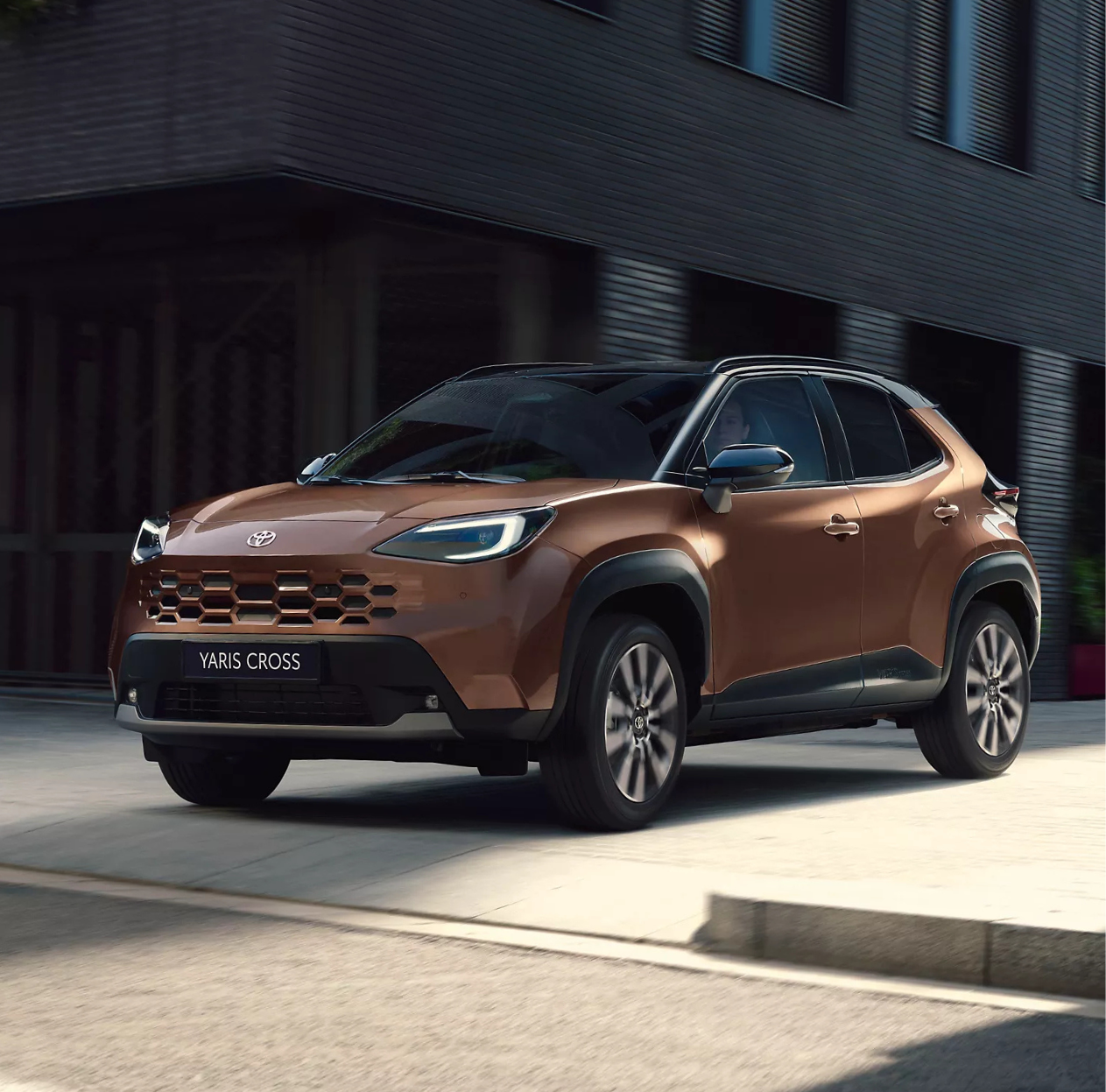 TOYOTA YARIS CROSS