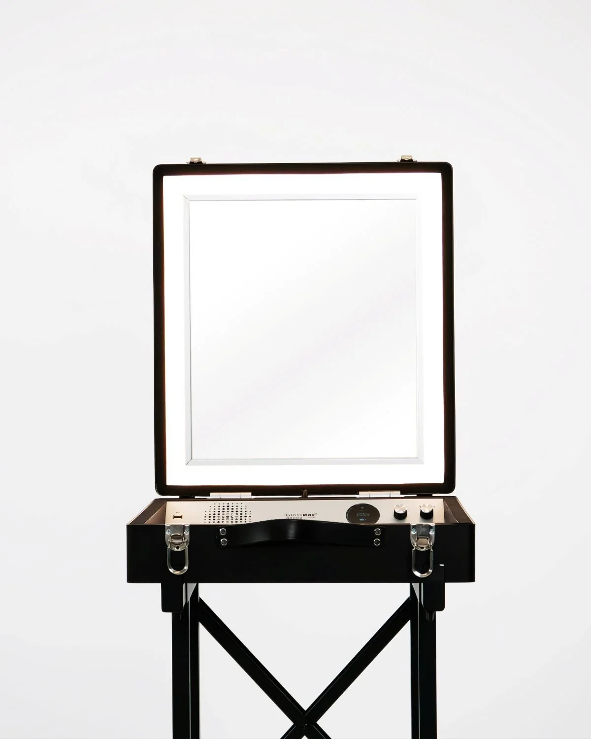 Galssmak, marque de miroirs led, stratégie de marque et positionnement