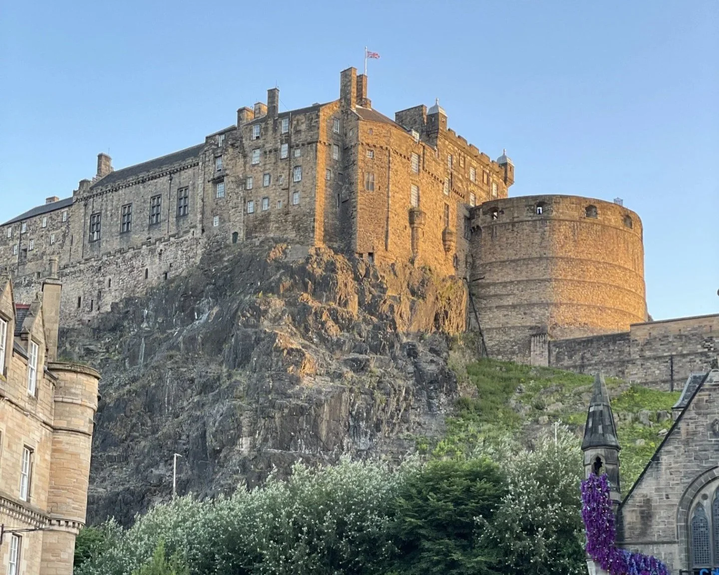 Edinburgh Castle from theGrassmarket