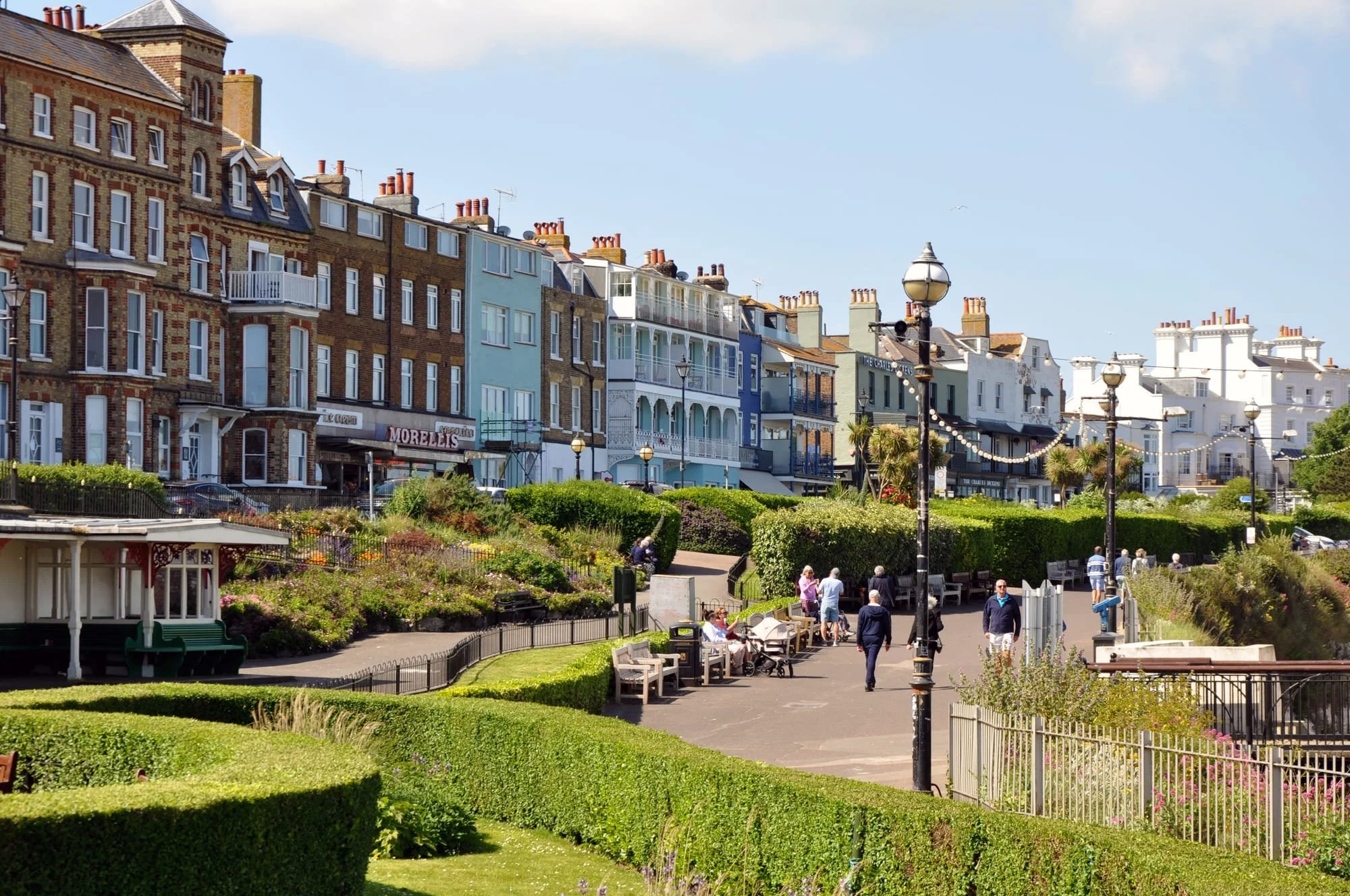 Broadstairs_sea_front_landscape_1.jpeg
