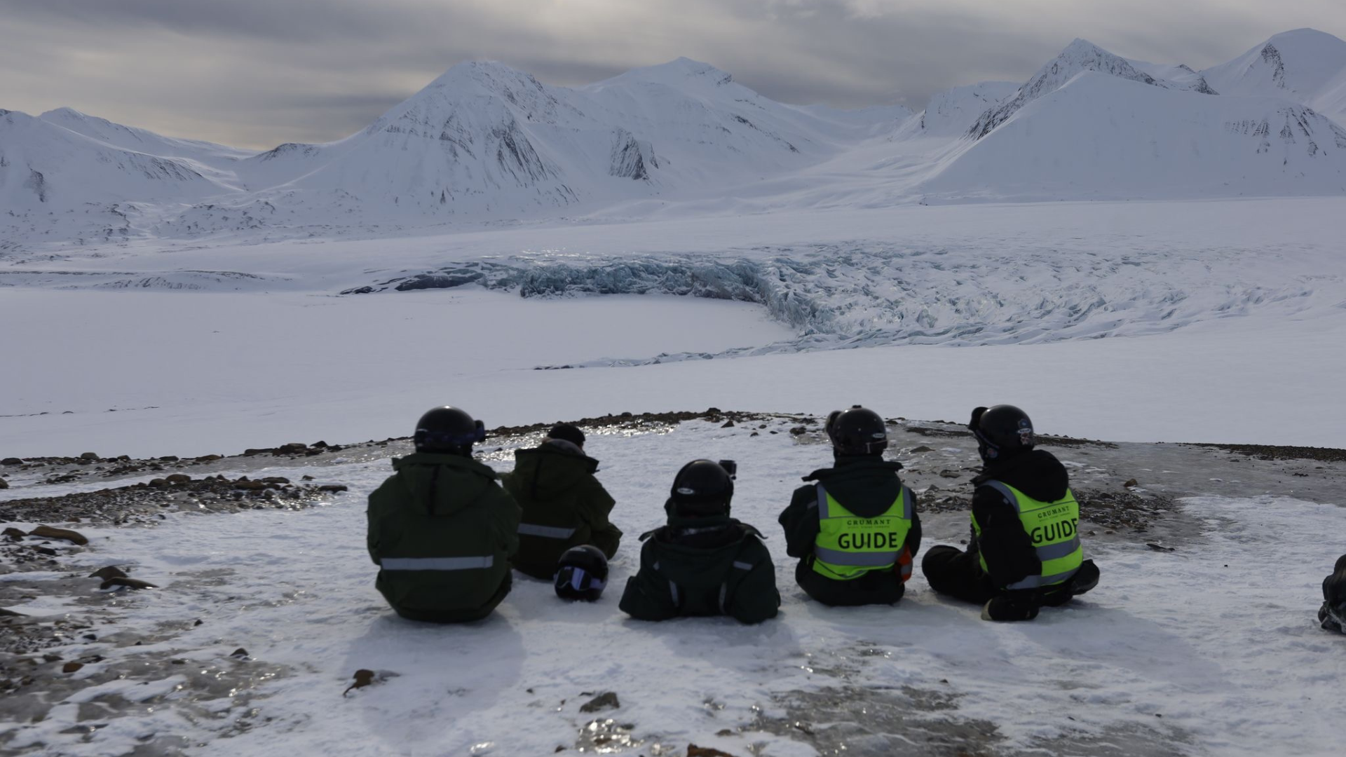 BLACK DELIGHTS PARA LOS TÍTULOS-6.png