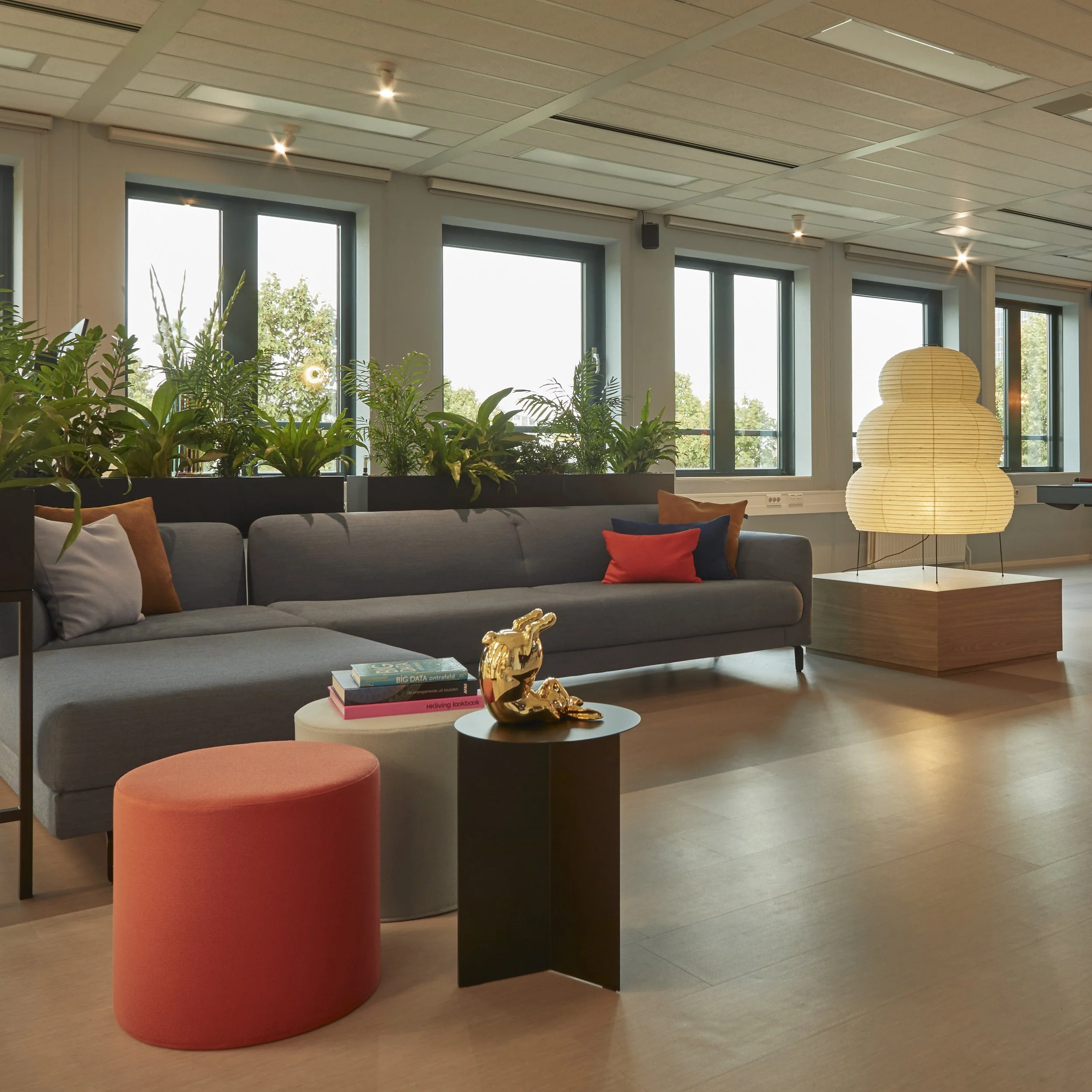 low 231018-SMT15461.jpeg