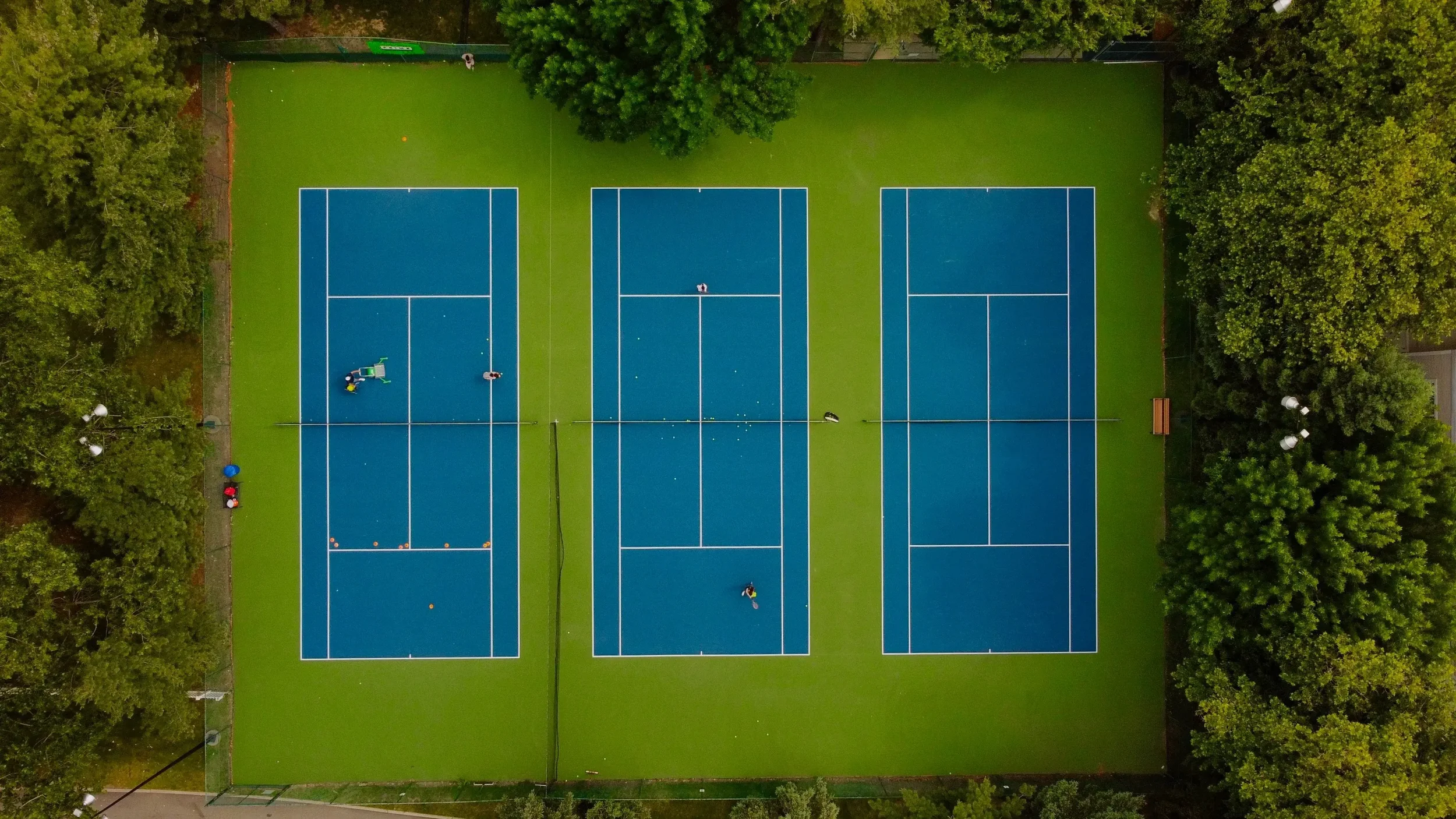 tennis court epoxy.webp