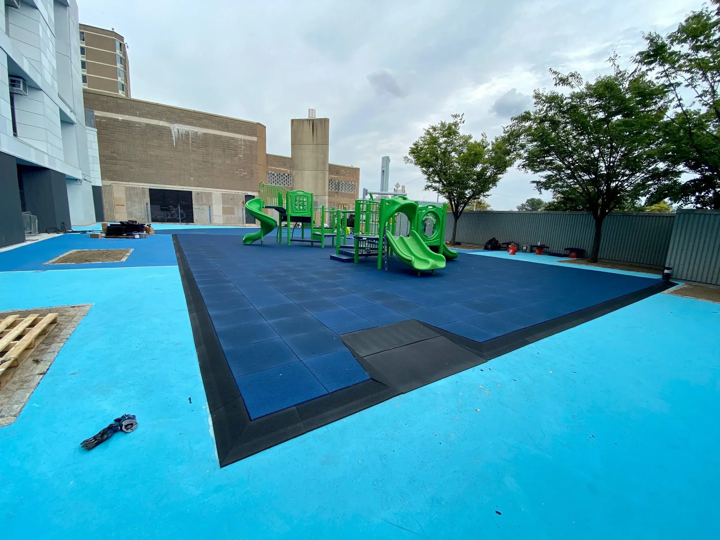 basketball tennis court.webp