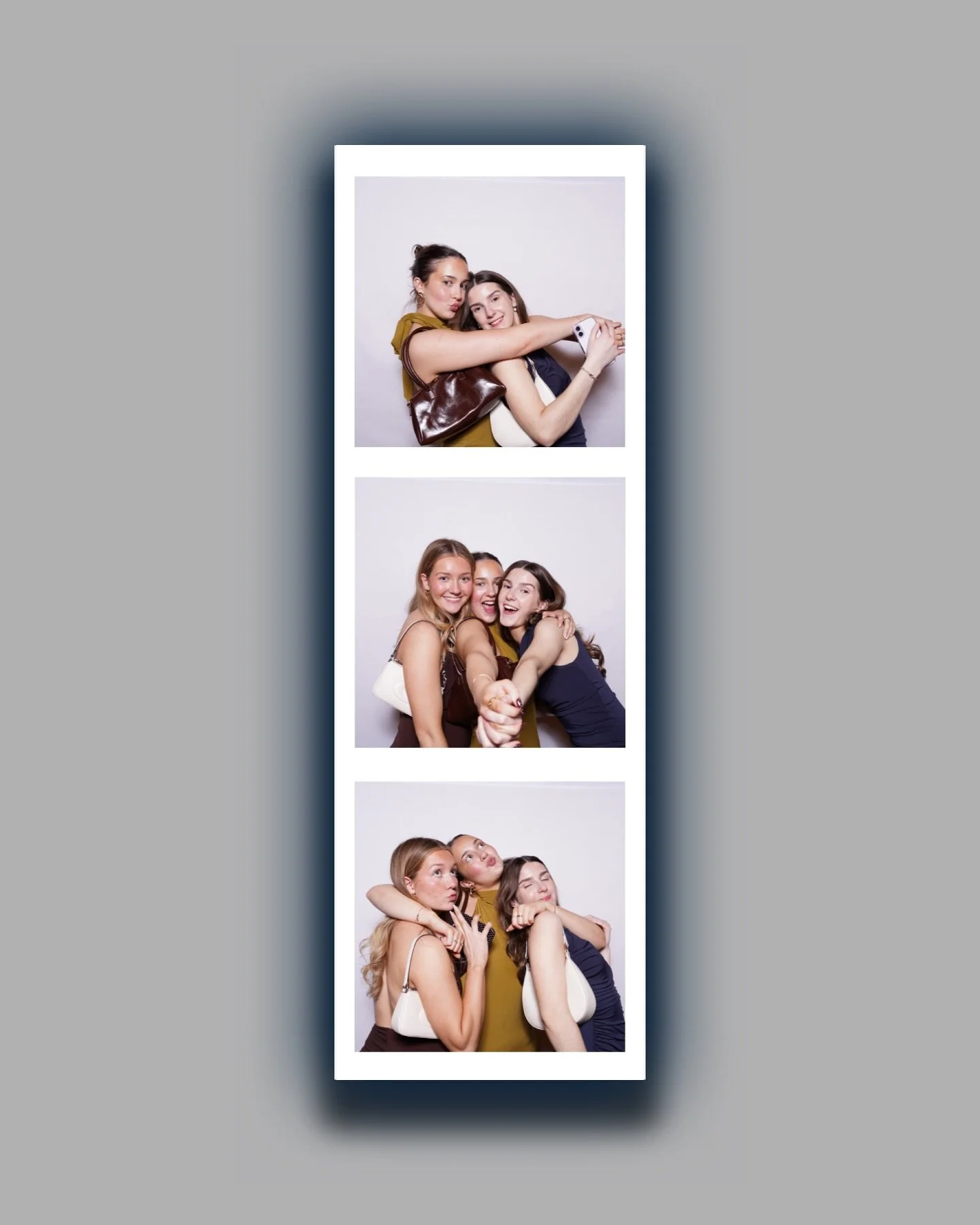 Came for the party🍾, stayed for the photos📸

&bull;
&bull;
&bull;

@hkrsociety 
#stjohnsphotobooth
#stjohnsphotographer
#makeitunforgettable
#eventplanner
#stjohnsevents