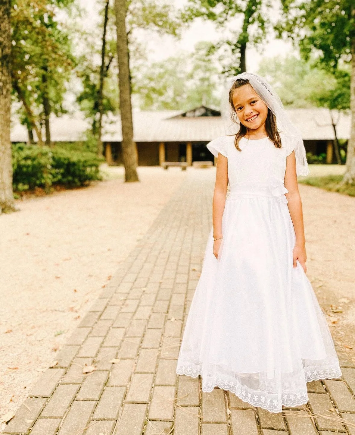 Communion Outdoor Mia.jpg