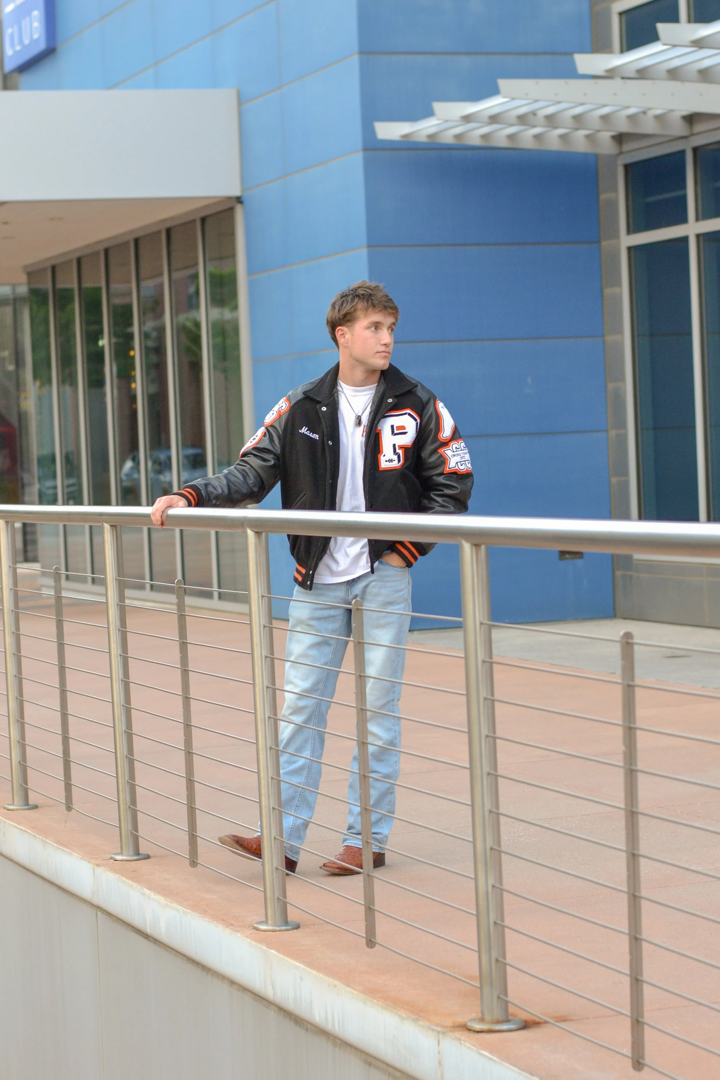 Senior year photographer in the woodlands.JPG