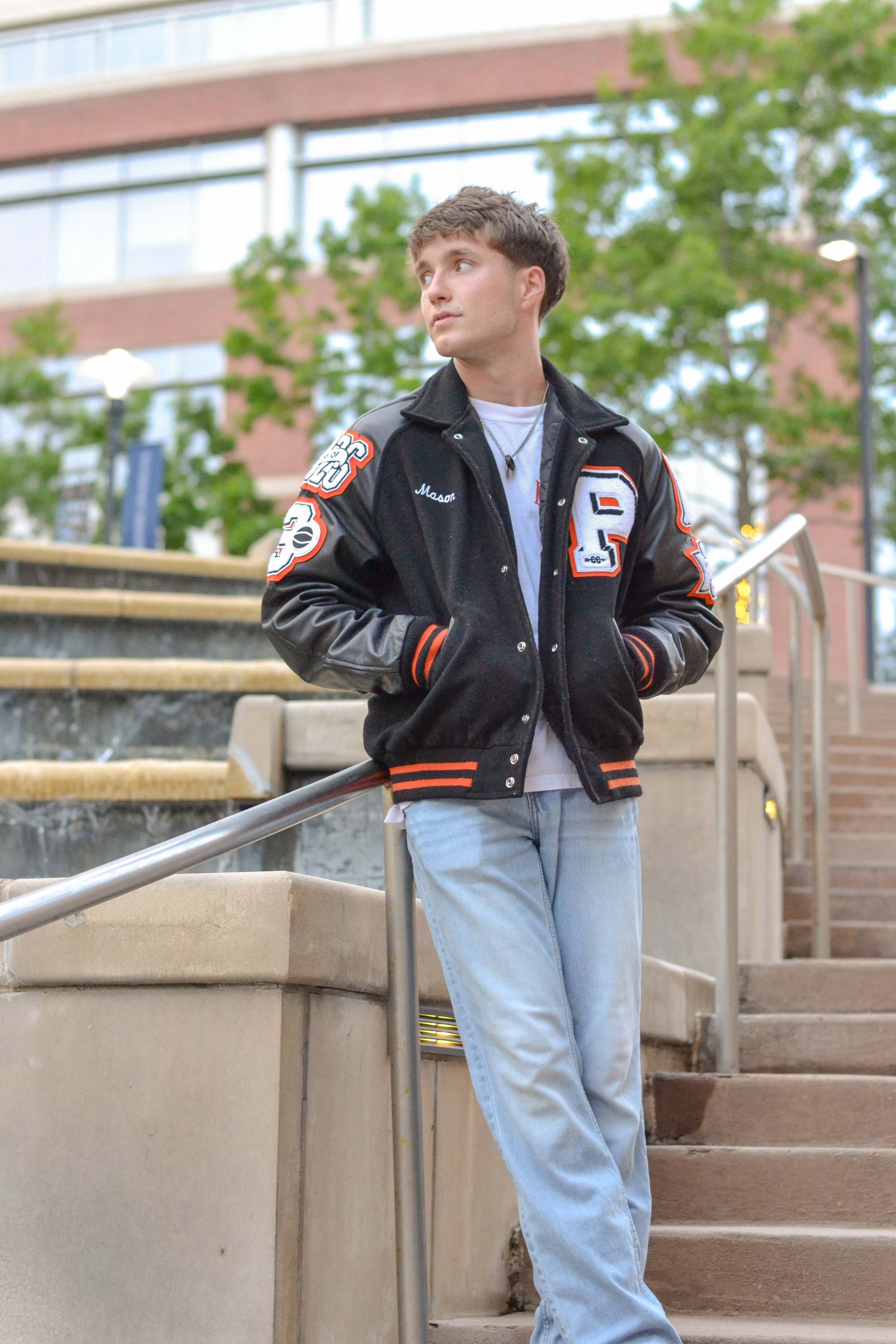 Senior year photographer in the woodlands (3).JPG