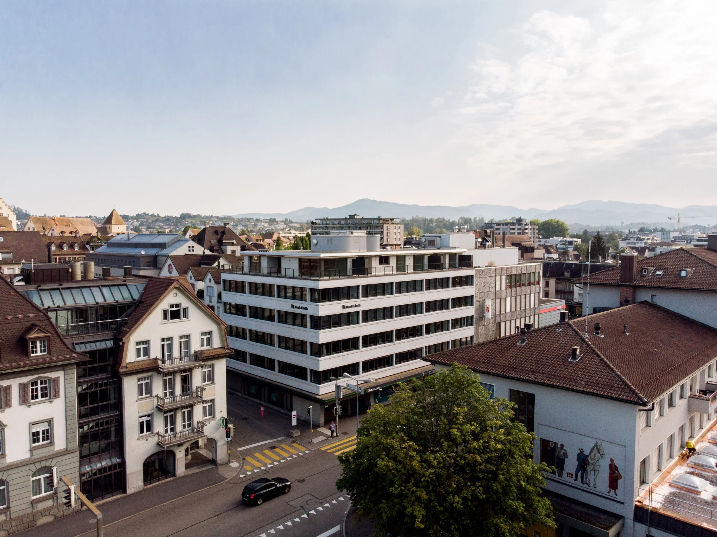 180820_Bank+Linth+Rapperswil_Sicht+von+oben_V2_Bildnachweis+David+Biedert.jpg.webp