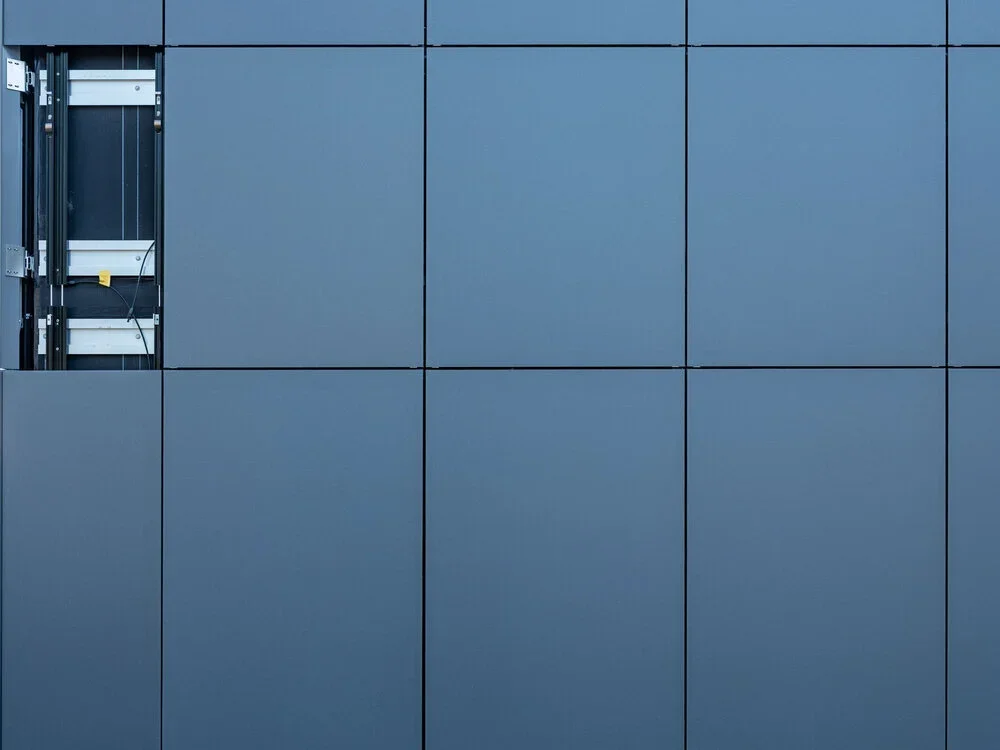 Ecolite-Hinterlüftete-Fassadensysteme-Seewadelstrasse-5.webp