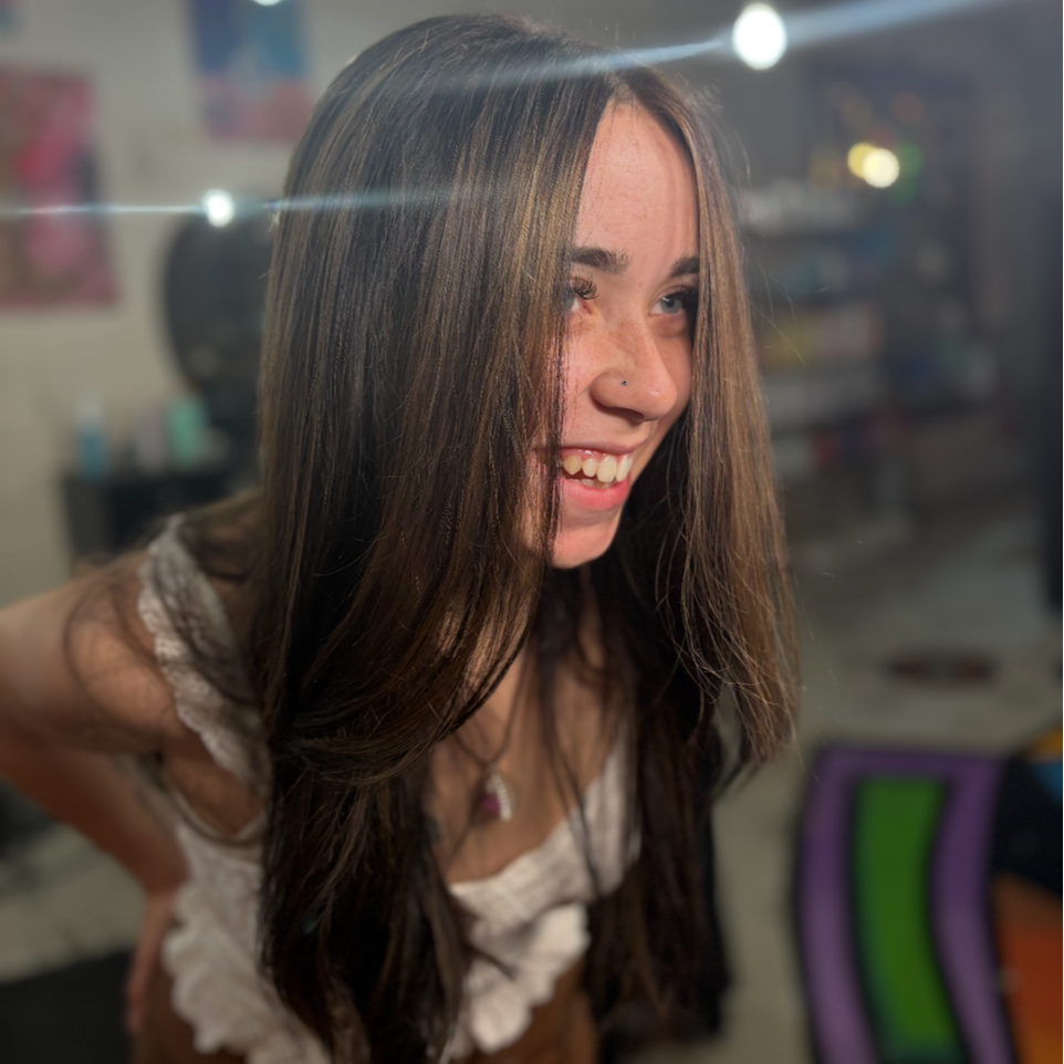 Natural highlights lived in color by Salon 230 Daytona Beach