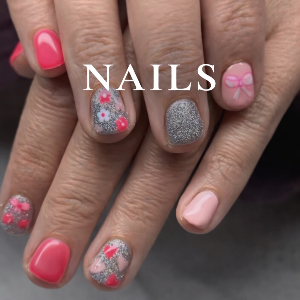 Pink short nail art design by Salon 230 Daytona Beach