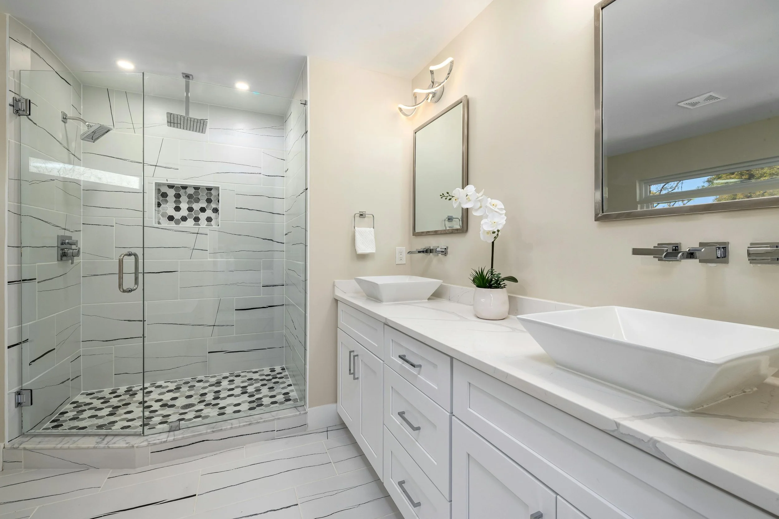 Bathroom Remodel00006.jpg