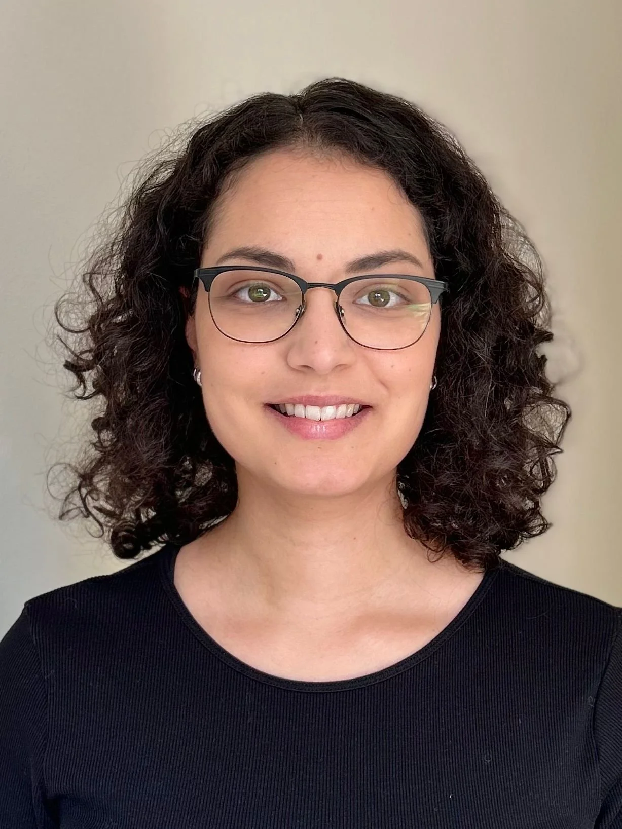 PhD in materials science and graphic designer