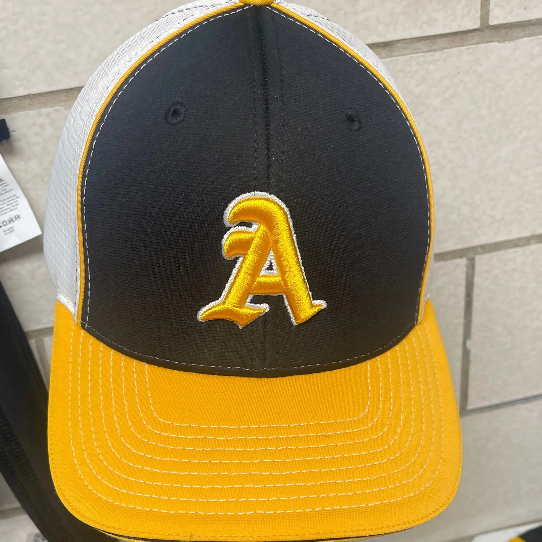 Hat - Black/Yellow - Yellow Bill