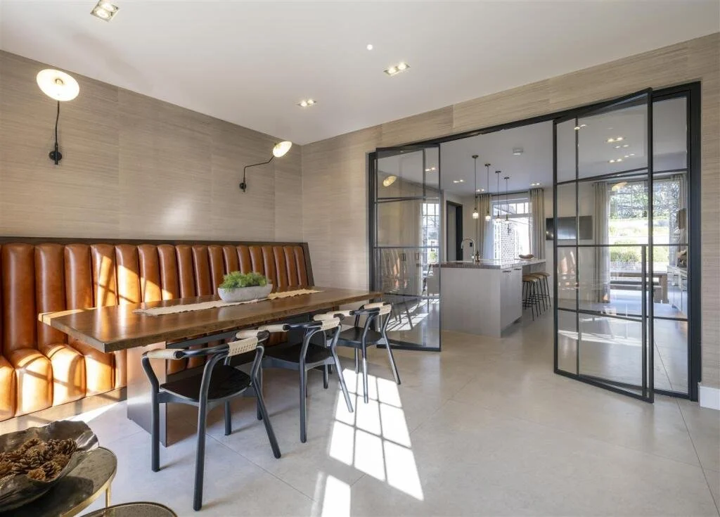 Dining room - doors.jpeg