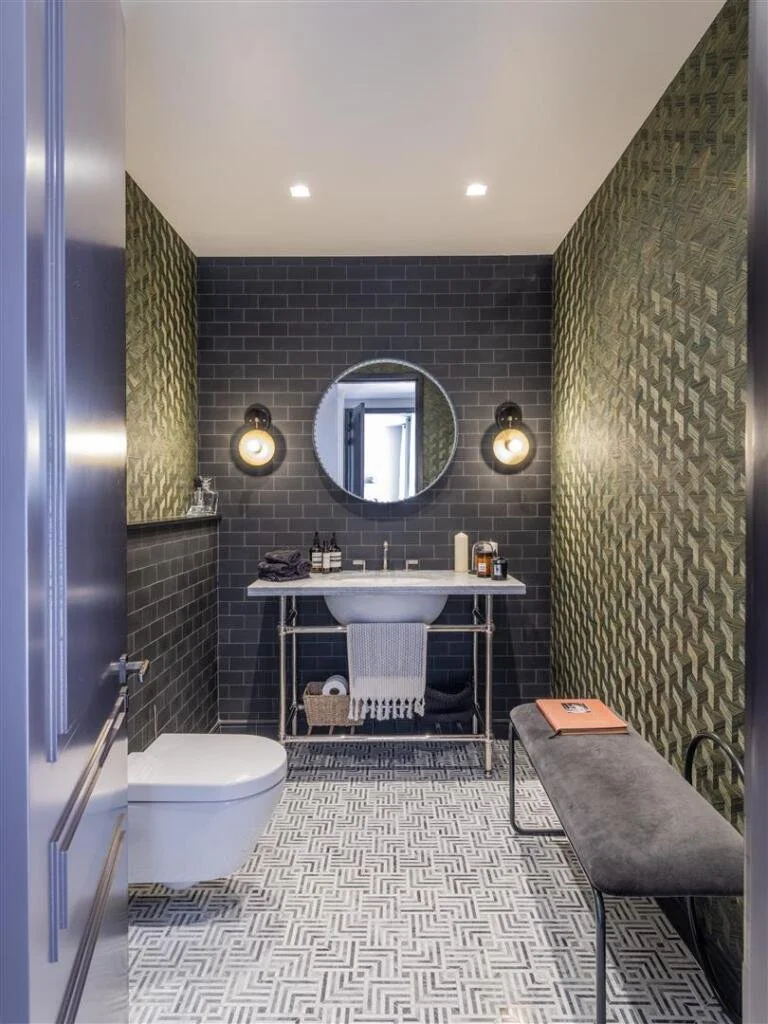 Bathroom.jpeg